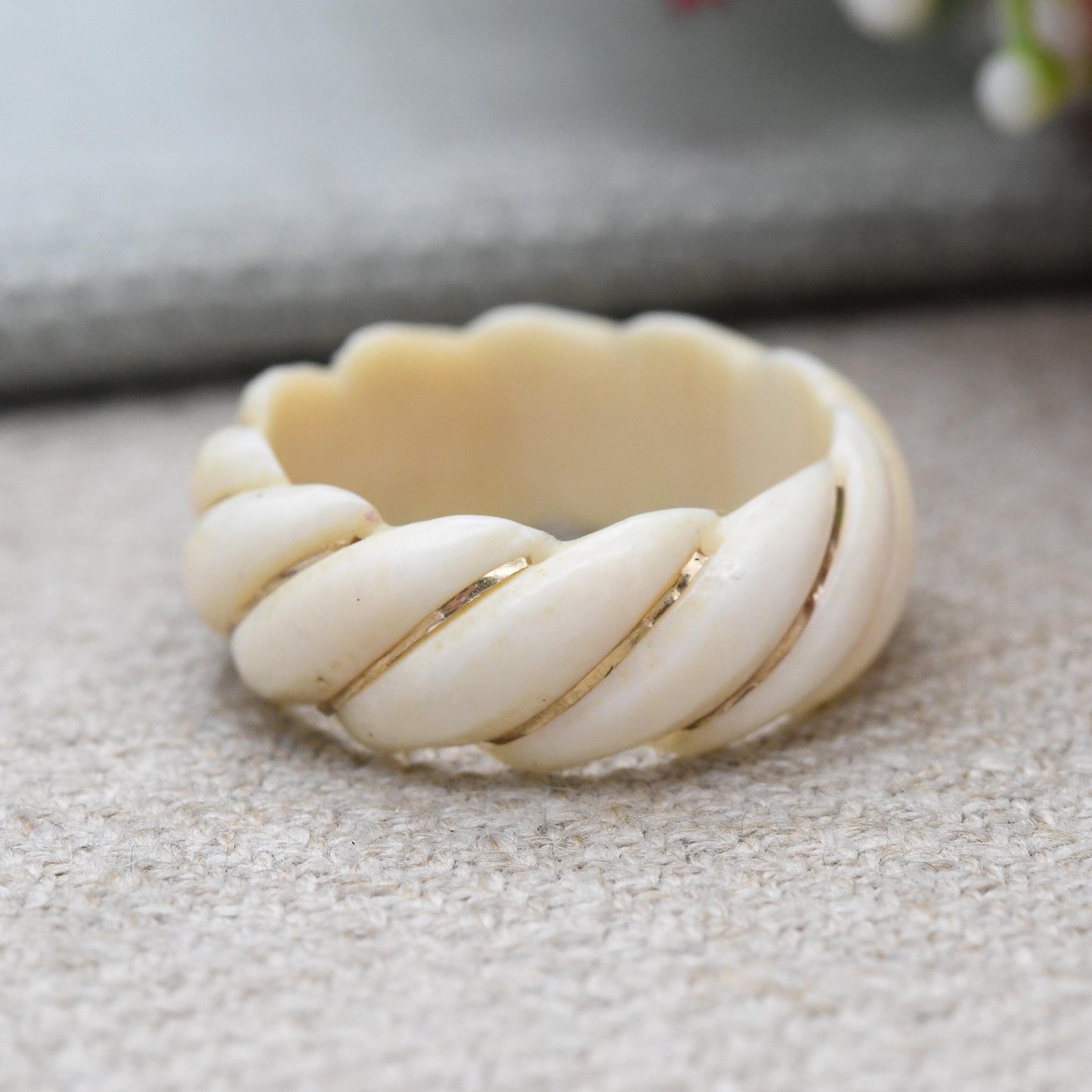 Vintage 9ct Gold Bone Ring Carved Spiral Band - Gold Inlay Wrapped Animal Bone Jewellery | Chunky Band Ring | UK Size - L | US Size - 5 3/4