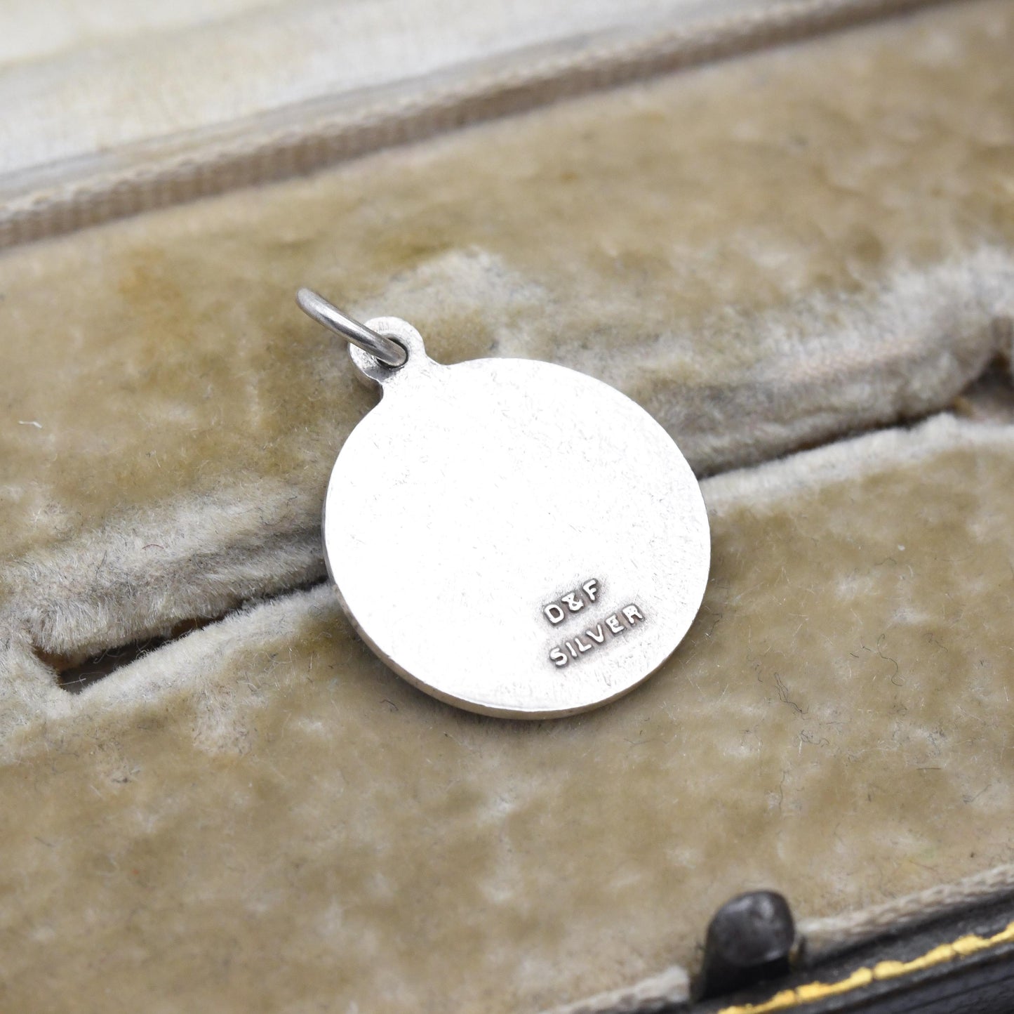 Vintage Sterling Silver Romsey Abbey D&F Charm Pendant - Hampshire | England | Church | Religious Souvenir Gift for Charm Bracelet