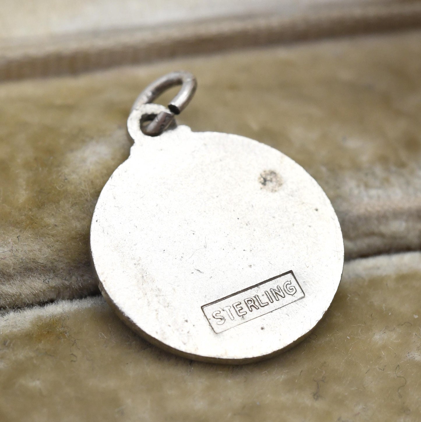 Vintage Sterling Silver United Nations Charm Pendant - UN | Souvenir Gift for Charm Bracelet