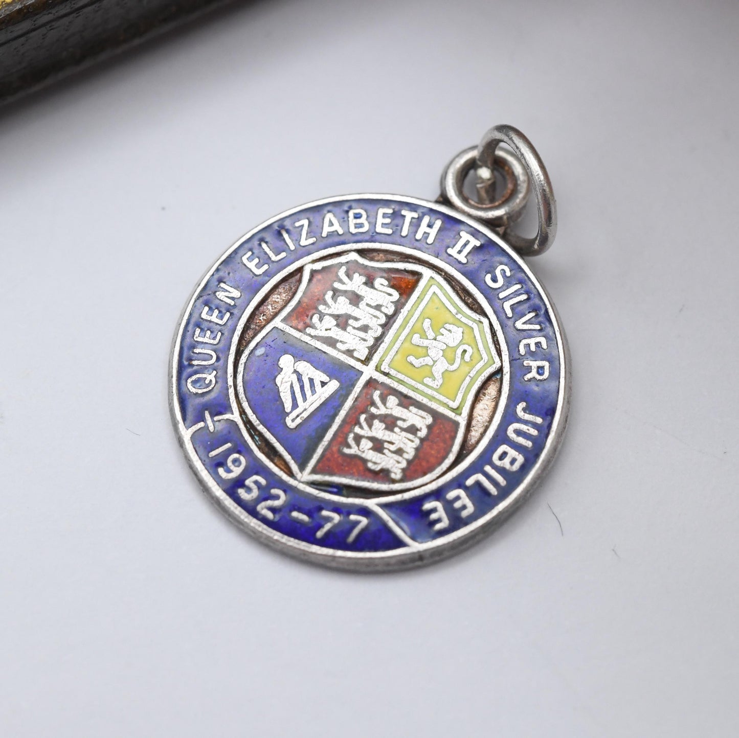 Vintage Sterling Silver Queen Elizabeth II Silver Jubilee Charm Pendant - 1952-1977 | Royal Family | Charm Bracelet