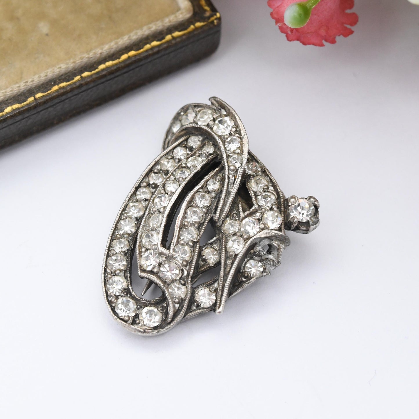 Vintage French Fur Clip with Clear Rhinestones - Depose Crystal Brooch c. 1950 | Harp Shaped | Milgrain Set Stones