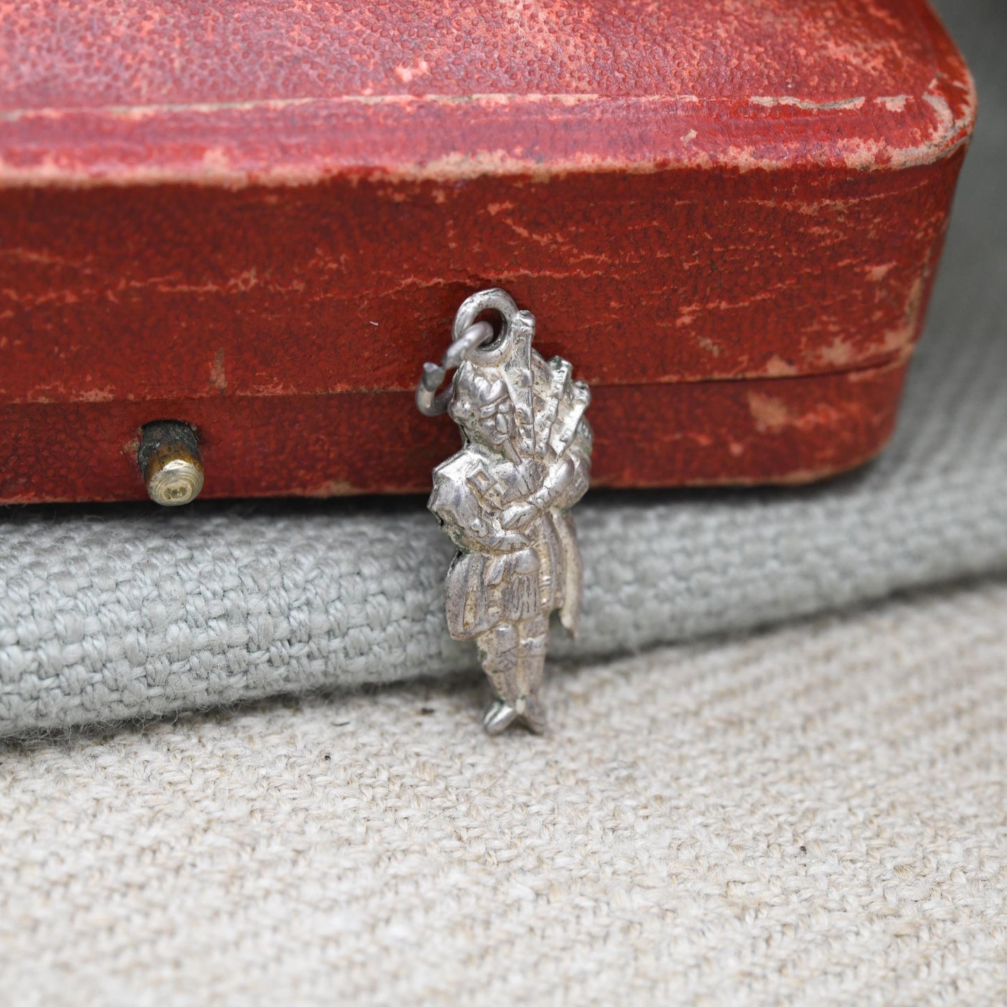 Vintage Sterling Silver Bagpiper Charm Pendant - Scotland | Great Highland Music | Patriotic Tartan | Souvenir Gift for Charm Bracelet
