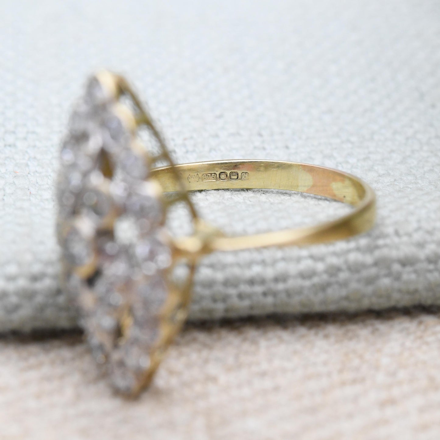 9ct Gold Statement Ring with Clear Stones 2003 - Sparkly Cocktail Ring Y2K Edwardian Style | UK Size - U | US Size - 10