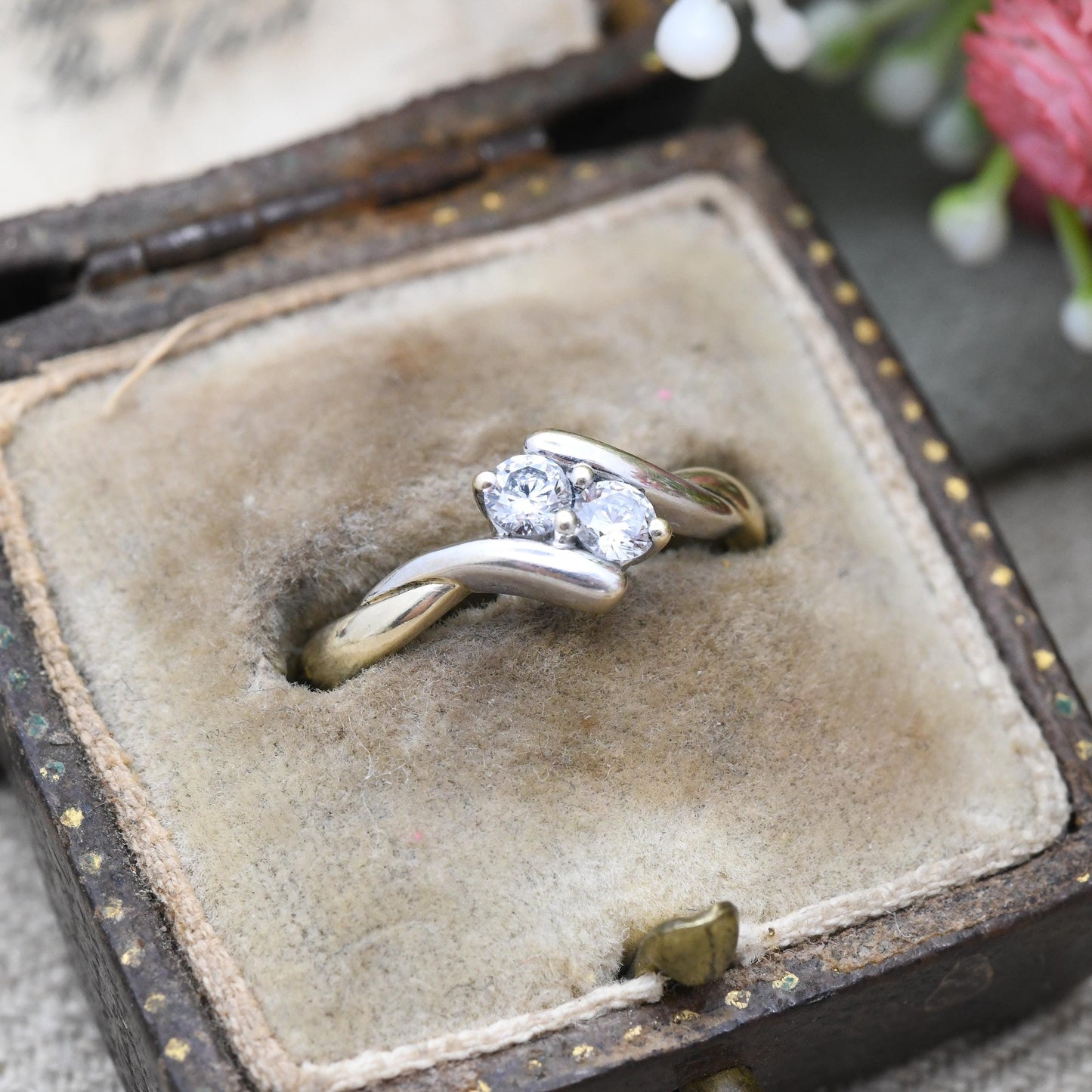 Vintage 9ct Gold CZ Bypass Ring - Clear Stone Engagement Ring | Cubic Zirconia | UK Size - N | US Size - 6 1/2