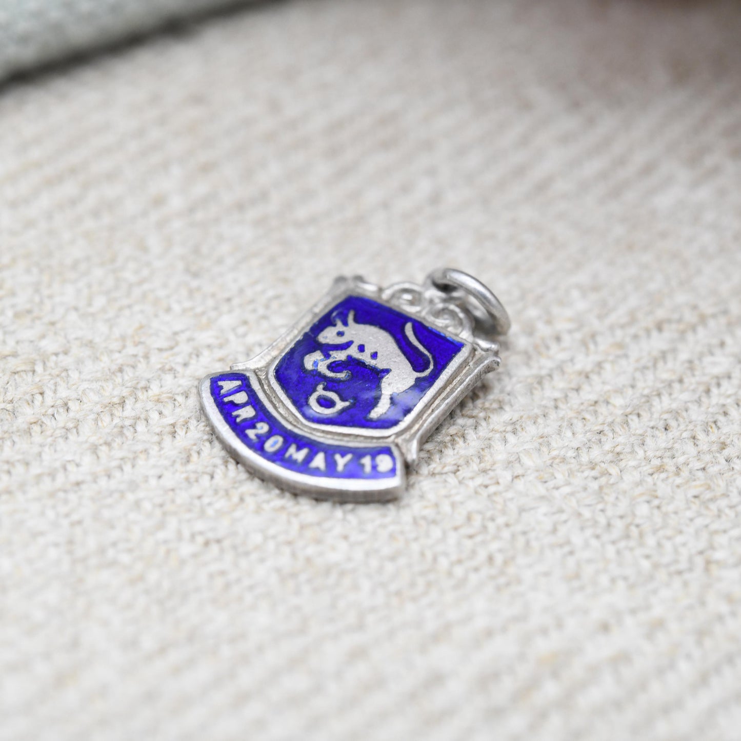 Vintage Sterling Silver Taurus Bull Charm Pendant - Astrological Zodiac Star Sign Symbol | April | May | Souvenir Gift for Charm Bracelet