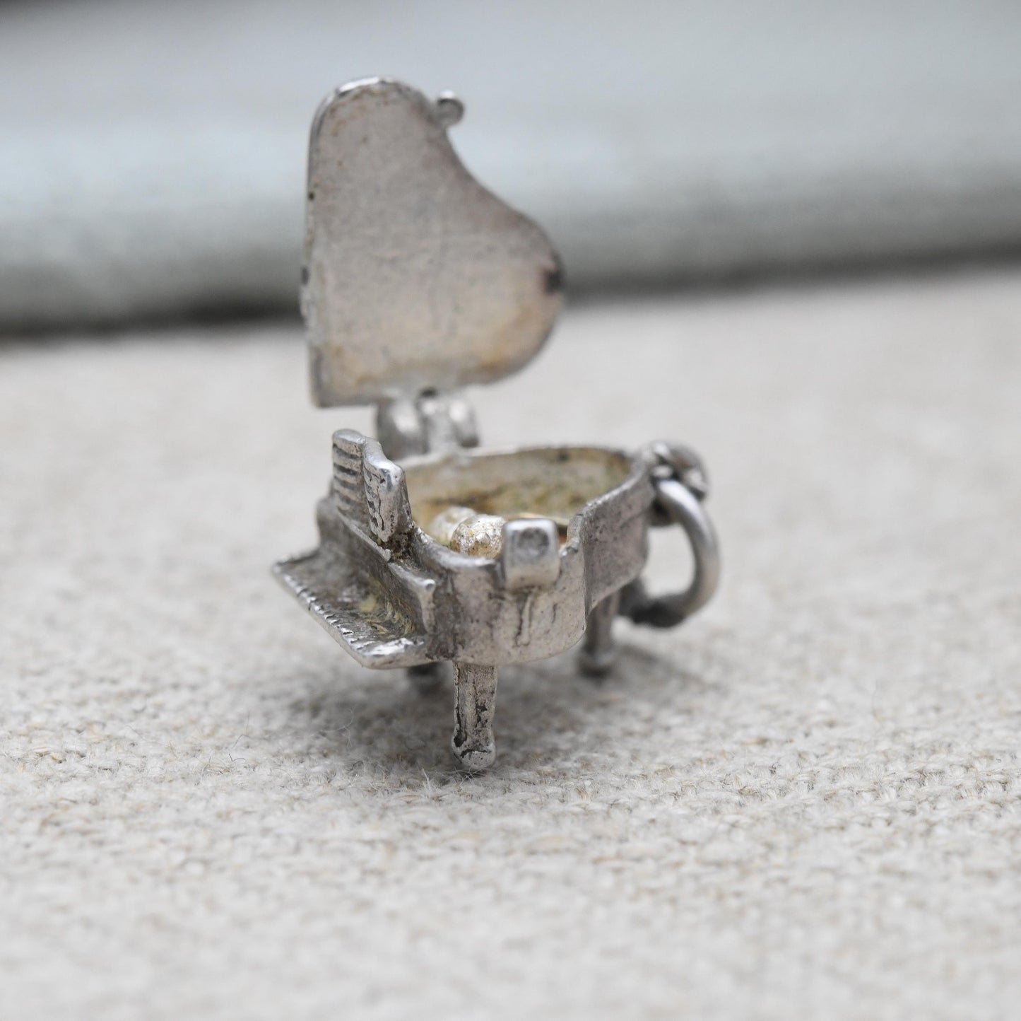 Vintage Sterling Silver Opening Piano Charm Pendant - Mouse Inside | Musical Instrument | Keys | Grand Piano | Music | Charm Bracelet
