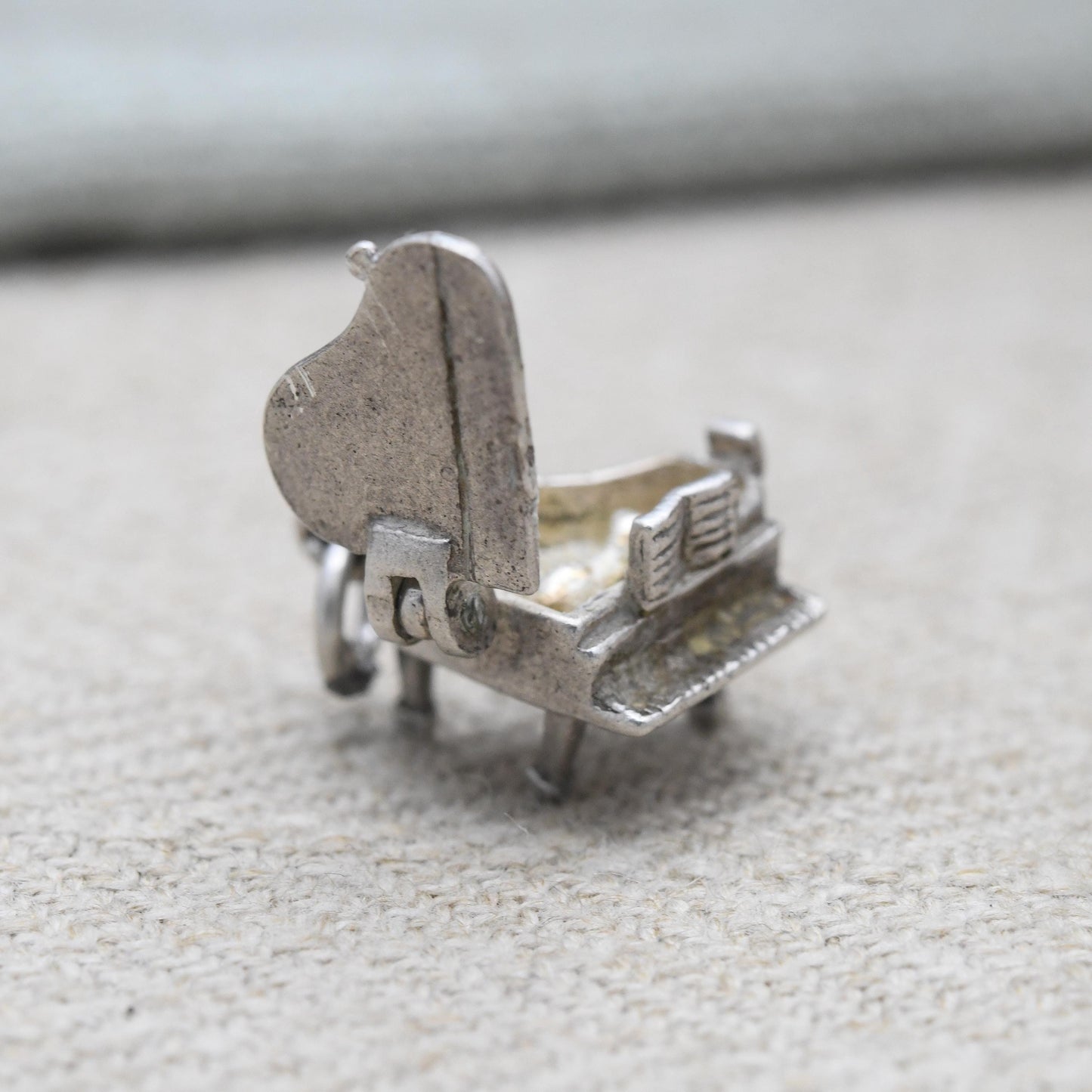 Vintage Sterling Silver Opening Piano Charm Pendant - Mouse Inside | Musical Instrument | Keys | Grand Piano | Music | Charm Bracelet