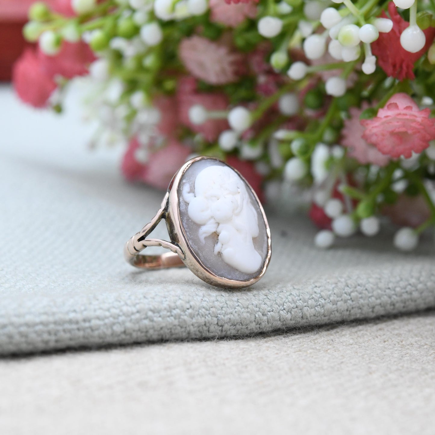 Antique 9ct Rose Gold Cameo Ring - Large Carved Shell Face | Ancient Classical Figure | Raised Cameo | UK Size - M | US Size - 6 1/2