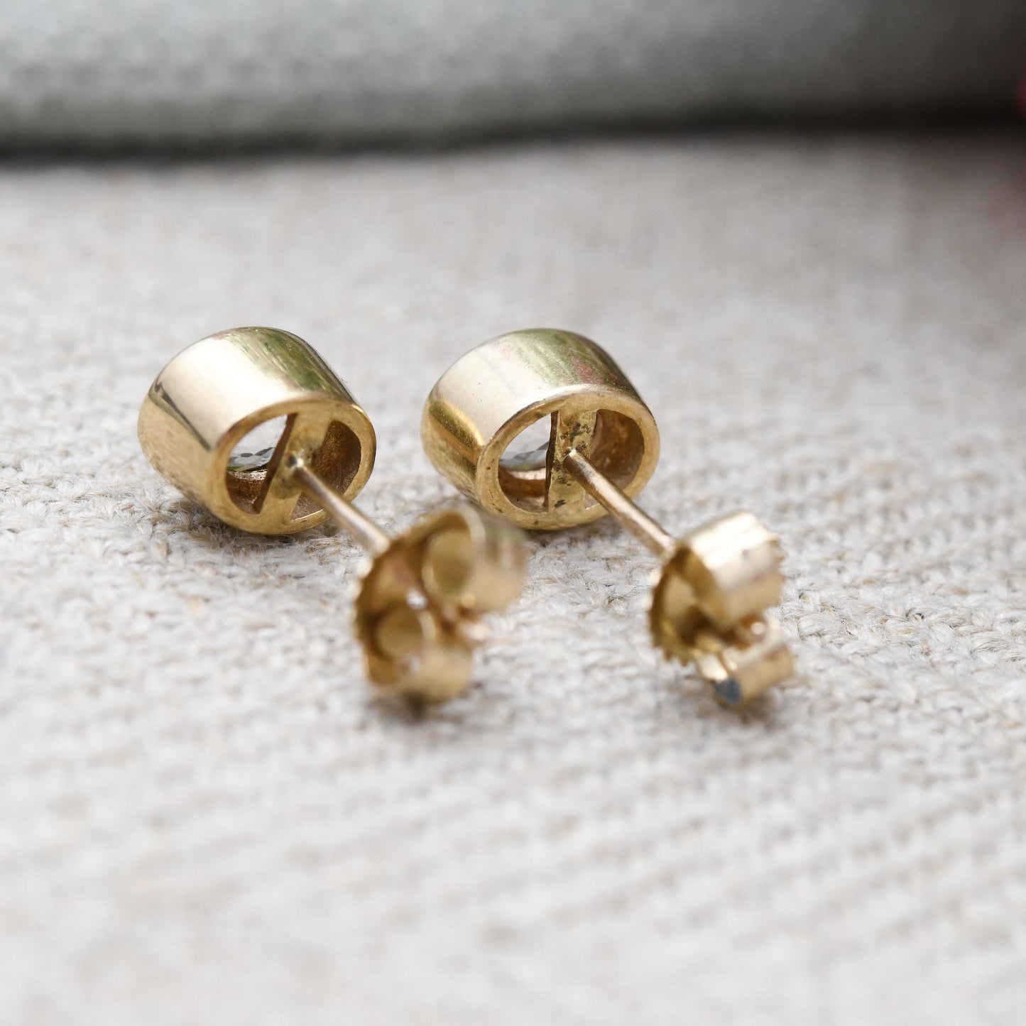 9ct Gold Stud Earrings with Bezel Set Oval Clear Stone - Y2K Pretty Yellow Gold | Faceted Sparkly Stone | with Butterfly Backs | UK Hallmark