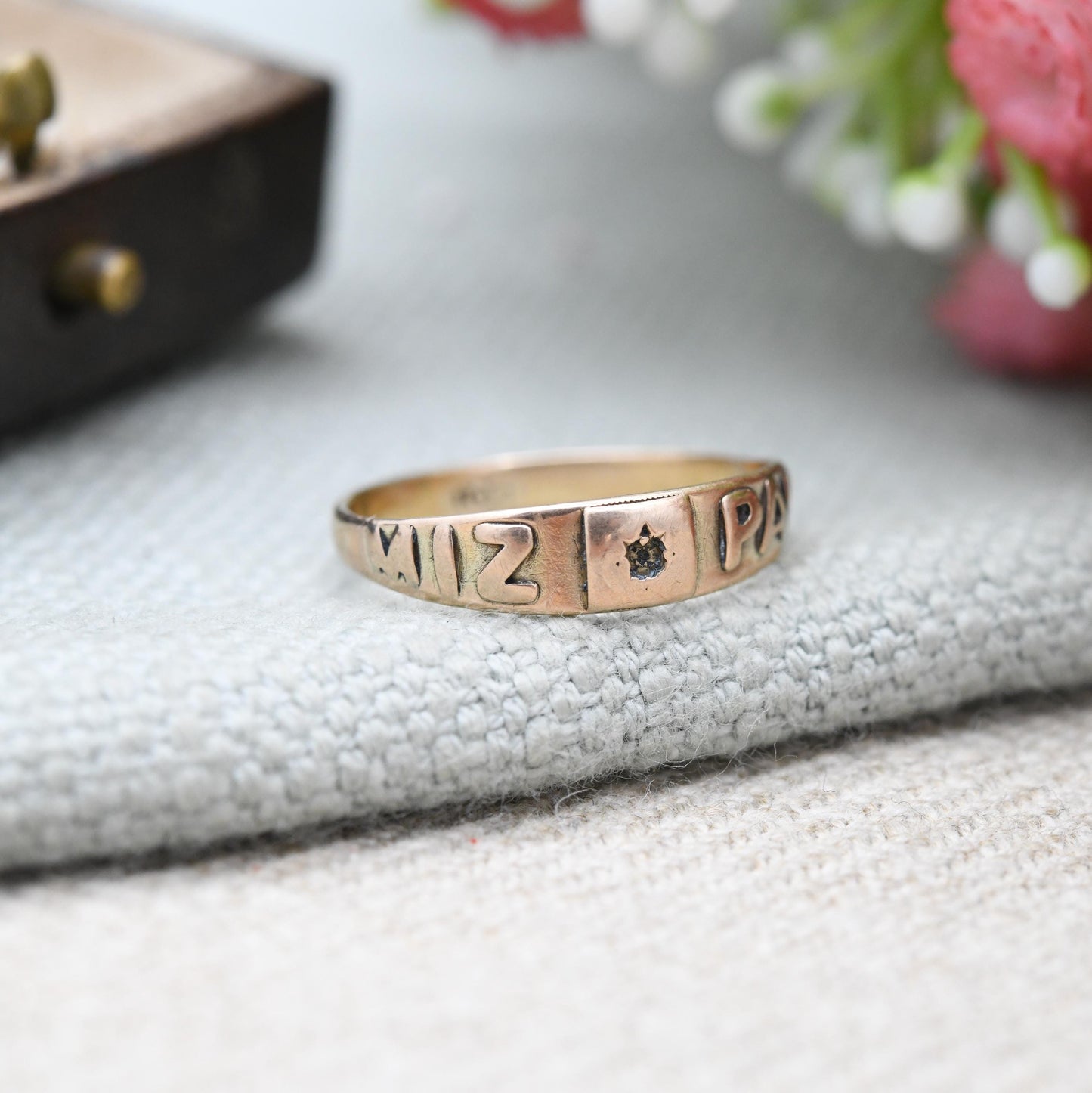 Antique Victorian 9ct Gold Mizpah Ring W&JS - for Restoration Missing a Gemstone | UK Size - L | US Size - 6