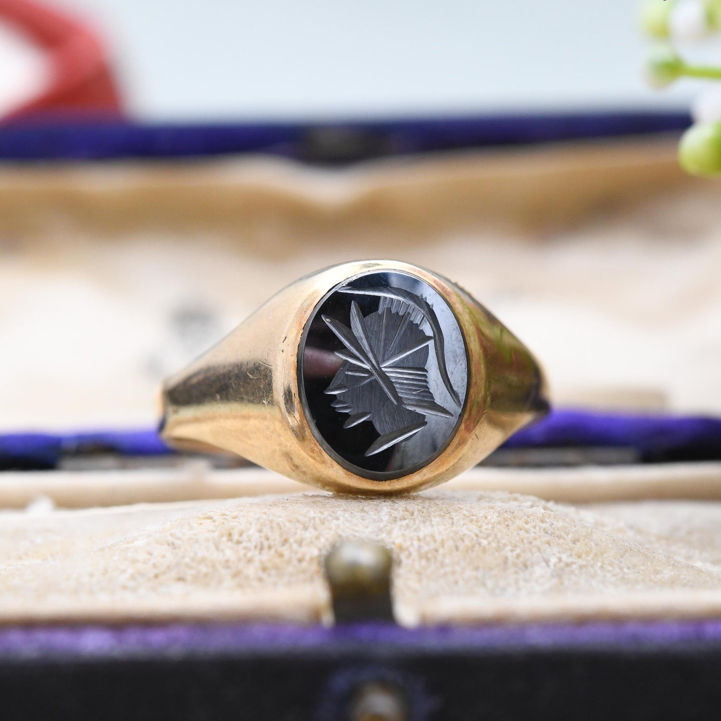 Vintage 9ct Gold Hematite Intaglio Signet Ring - Carved Gladiator Soldier | Roman Intaglio | UK Size - Y 1/2 | US Size - 12 1/2