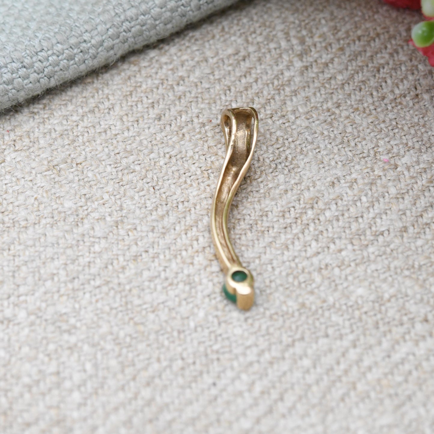 Vintage 9ct Gold Emerald Pendant - Green | Necklace Gold Jewellery Gift