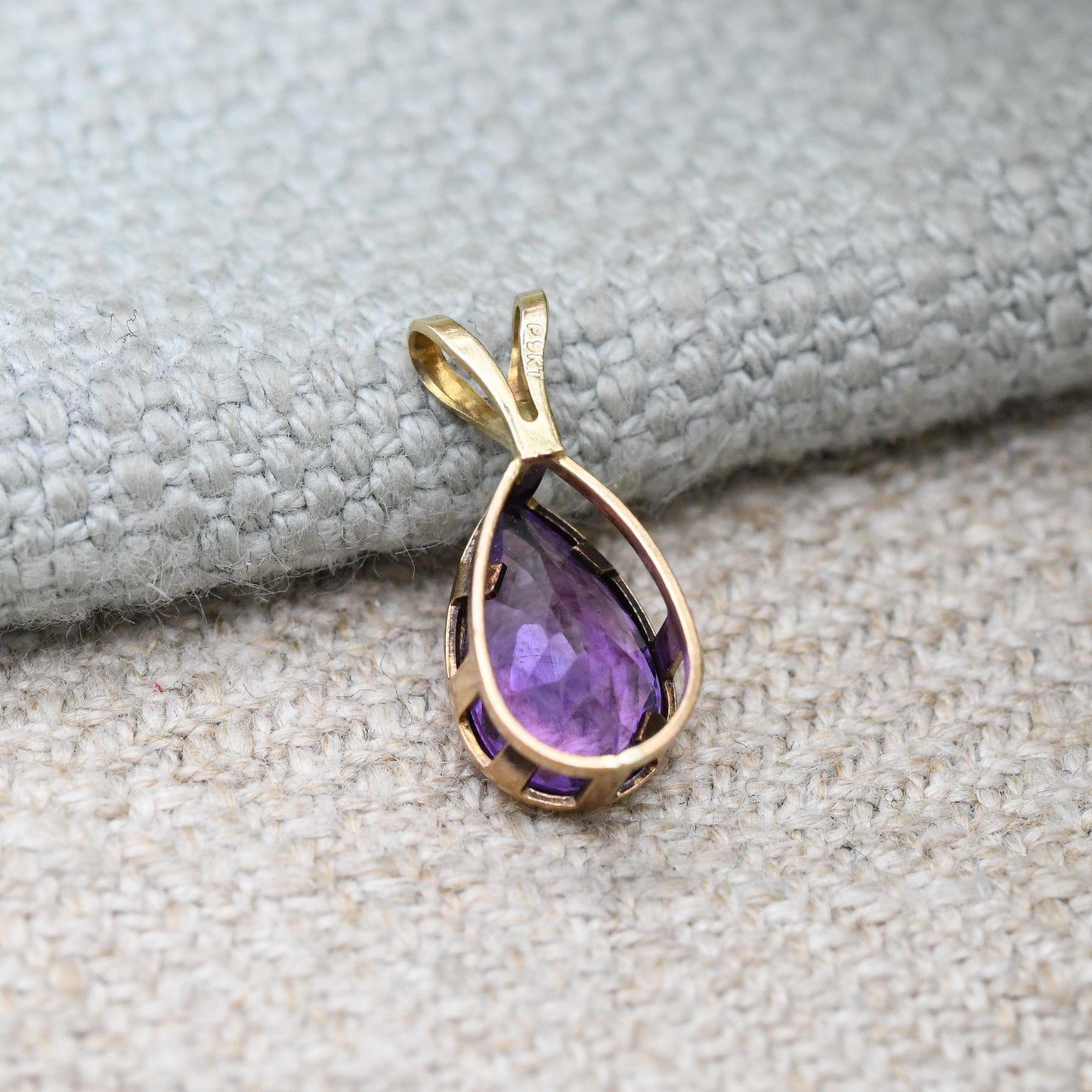 Vintage 9ct Gold Amethyst Pendant - Teardrop Shape Pretty Gold Charm Gift for Her | Mid-Century Dramatic | Large Purple Stone