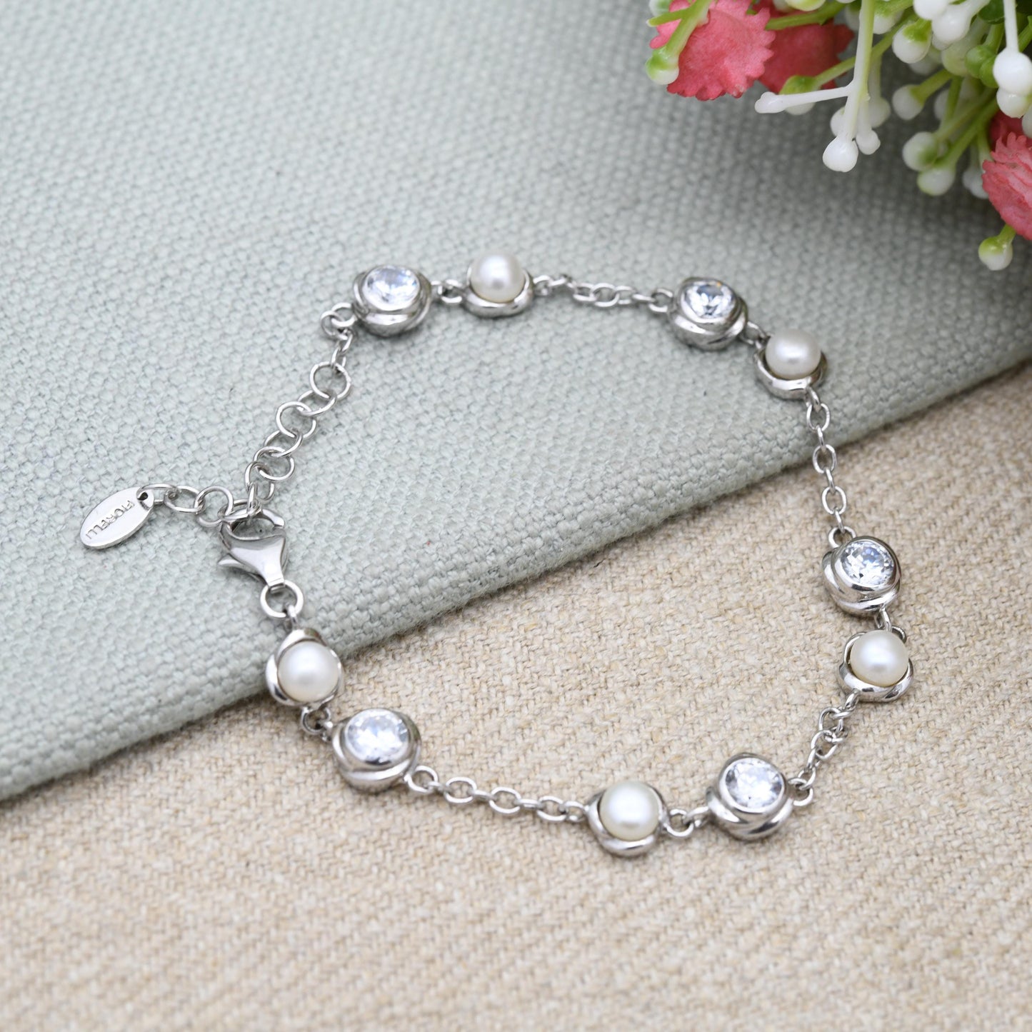 Vintage Fiorelli Sterling Silver White Stone and Pearl Chain Bracelet - Rounded Curb Links | Charm | Beautiful Bracelet