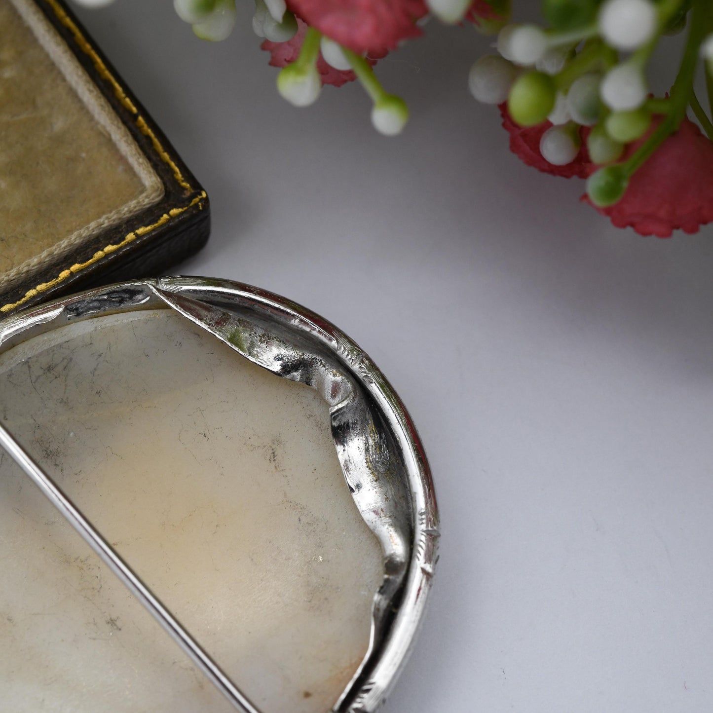 Antique Carved Shell Cameo Brooch c. 1900 - Large Sized Woman Profile Portrait