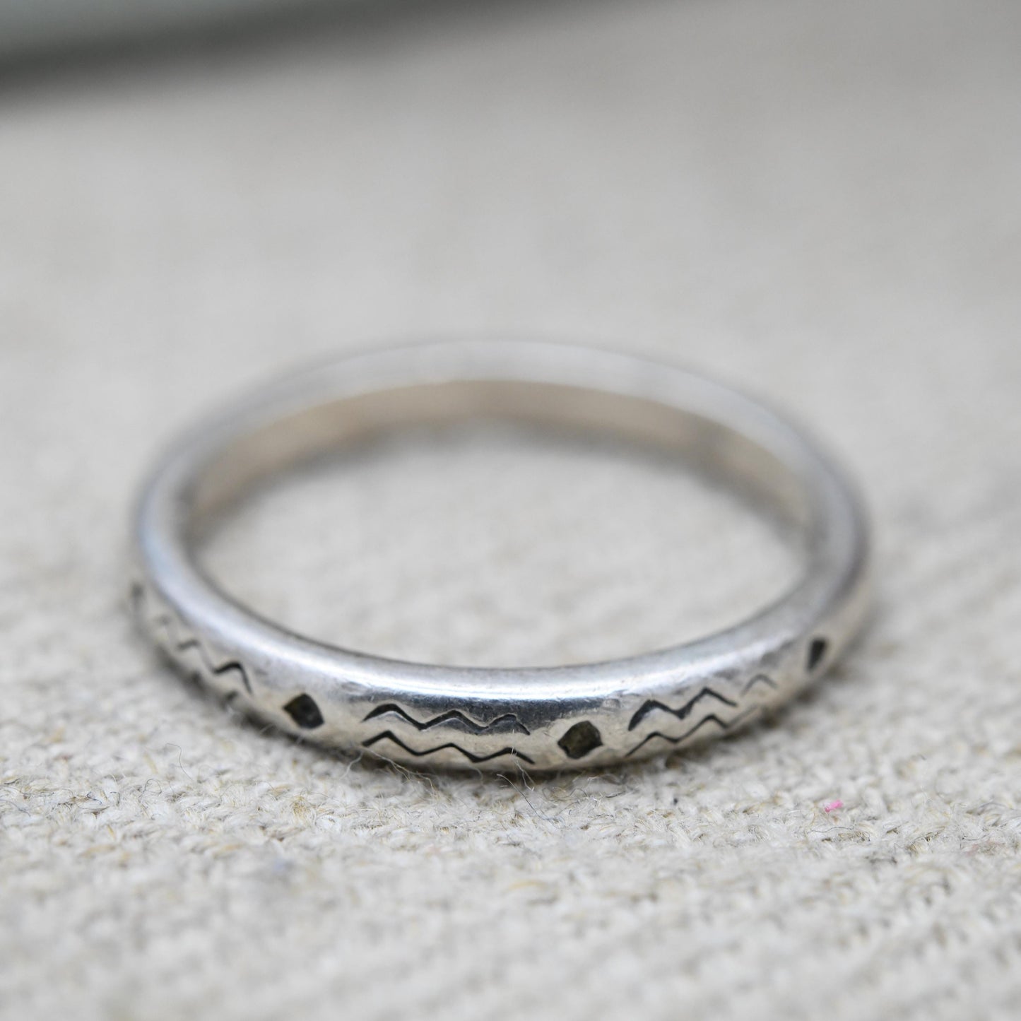 Carolyn Pollack Sterling Silver Band Ring - New Mexico Southwestern Design Old Carlisle Albuquerque | UK Size - R US Size - 8 3/4