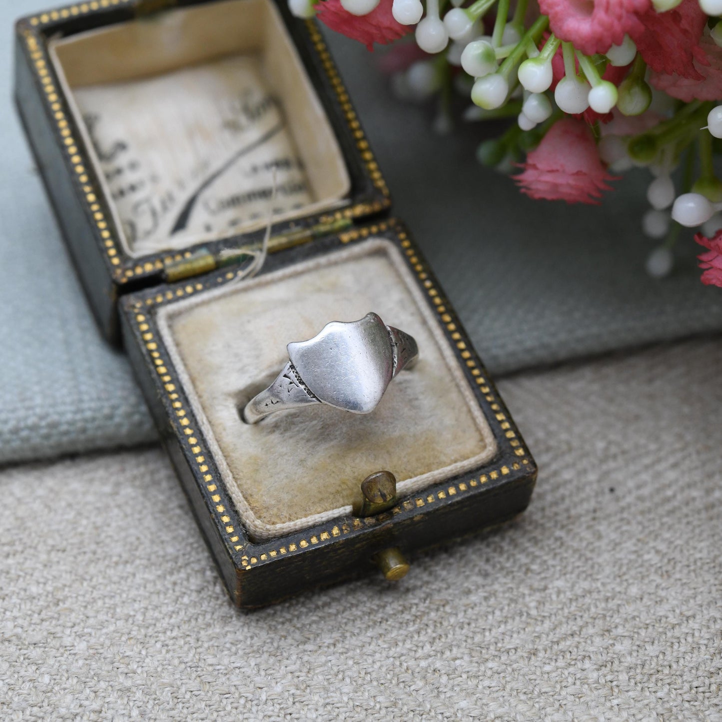 Antique Sterling Silver Shield Signet Ring c. 1910s - Small Size | Unisex Pinkie Ring | UK Size - K | US Size - 5 1/4