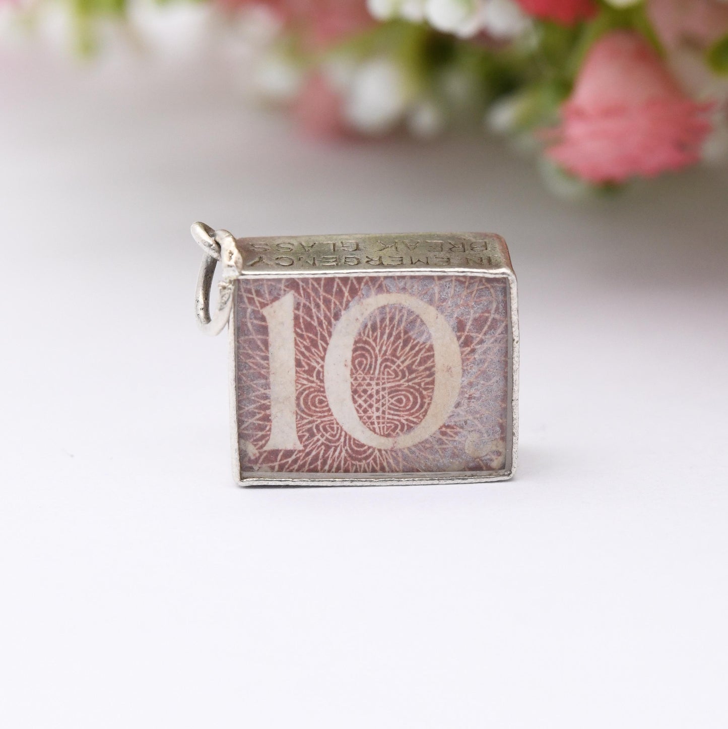 Vintage Sterling Silver Old British Ten Shilling Note in Emergency Case Charm Pendant - Emergency Savings | Souvenir Gift for Charm Bracelet