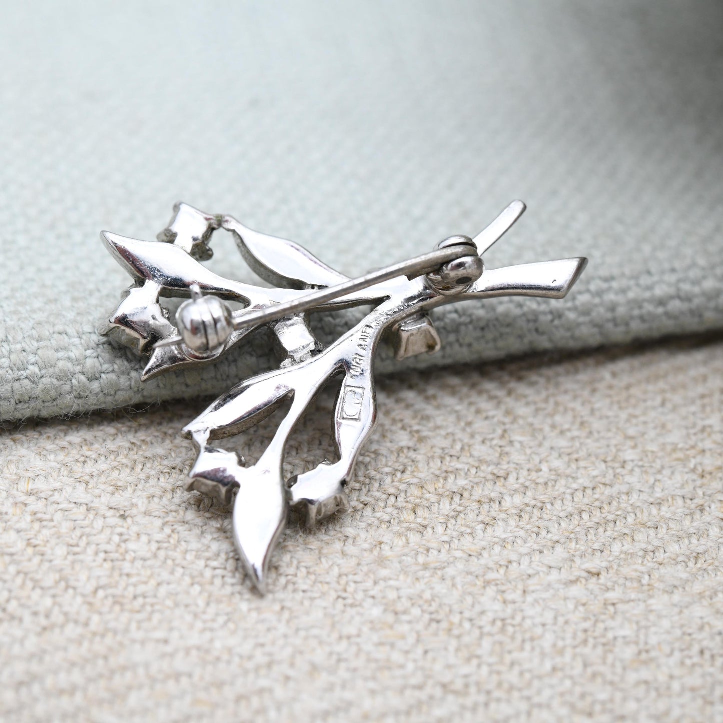 Vintage Ciro Paste Flower Leaf Brooch c. 1950s - Collectable Jewellery | Sparkly Statement Pin