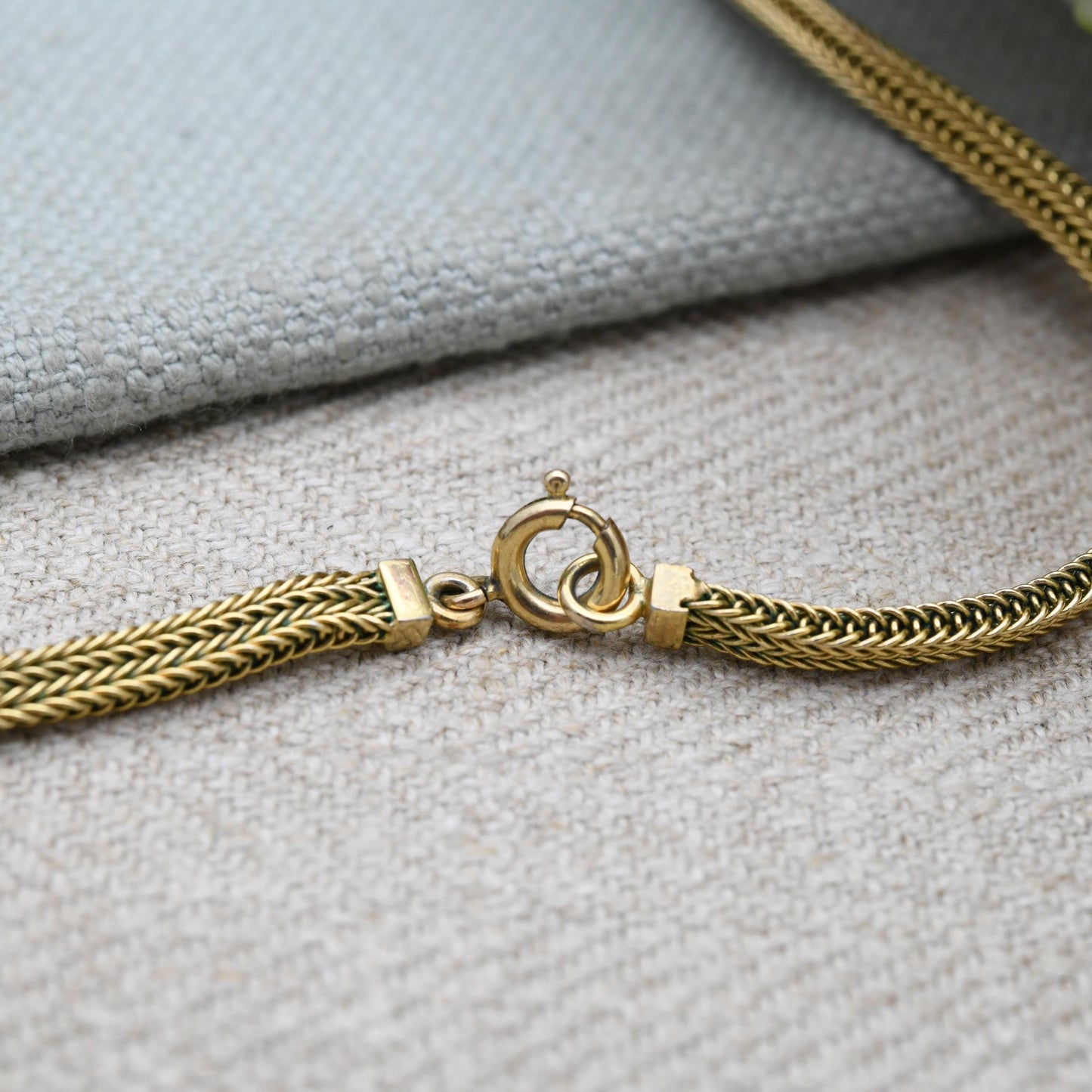 Vintage 1965 Grosse Germany Gold-Plated Necklace – German | Elegant Bow Knot Design | Signed Statement Chain | Mid-Century Jewellery