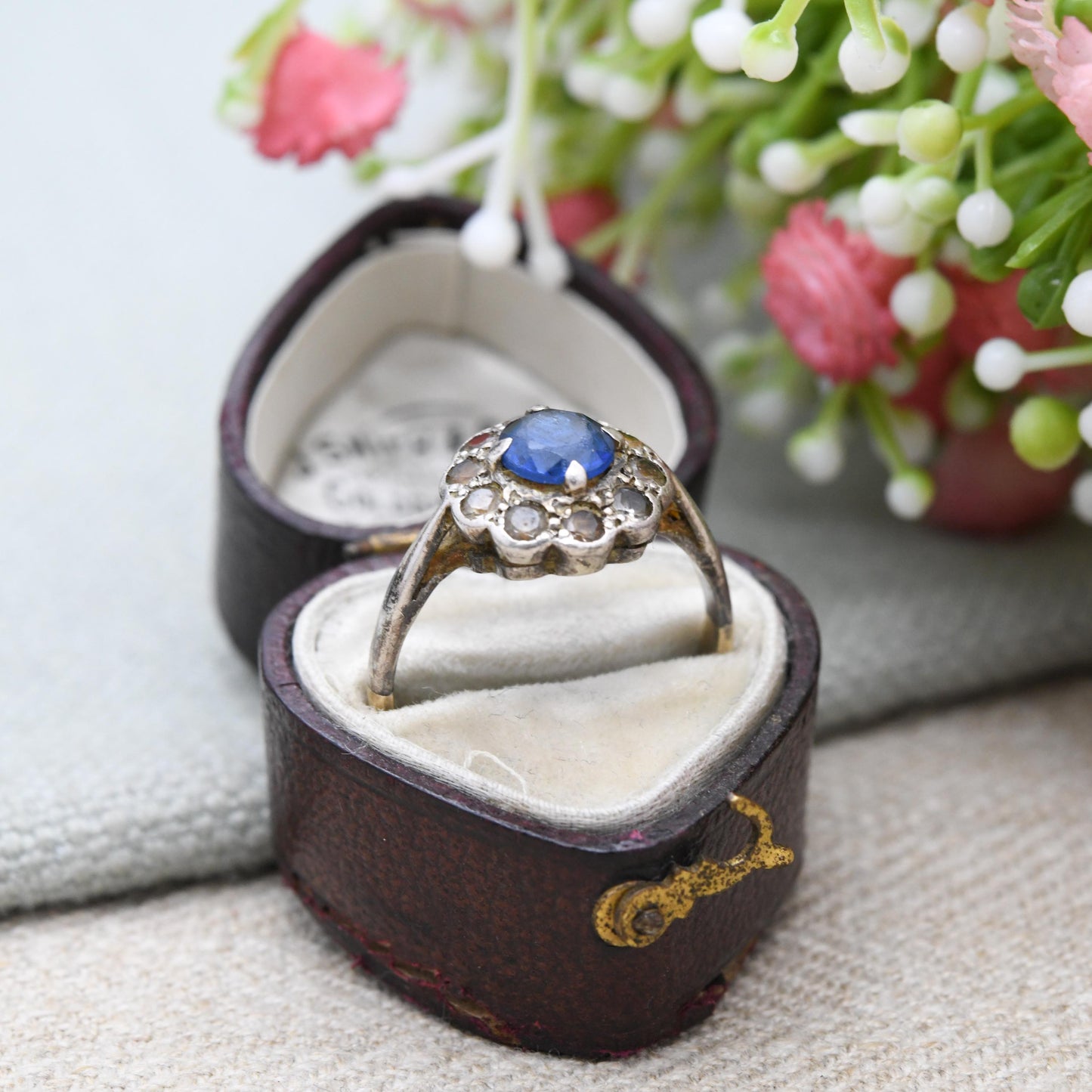 Vintage Sterling Silver Blue Stone Cluster Flower Ring - Statement Sparkly Cocktail Ring | UK Size - O 1/2 | US Size - 8 3/4