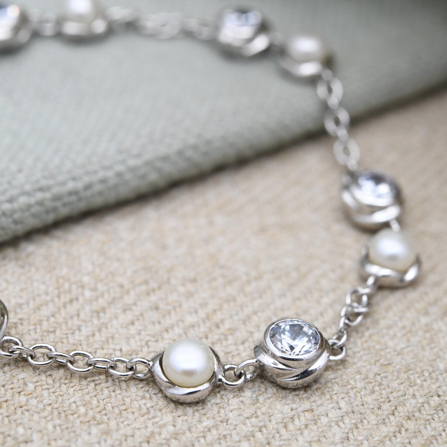 Vintage Fiorelli Sterling Silver White Stone and Pearl Chain Bracelet - Rounded Curb Links | Charm | Beautiful Bracelet