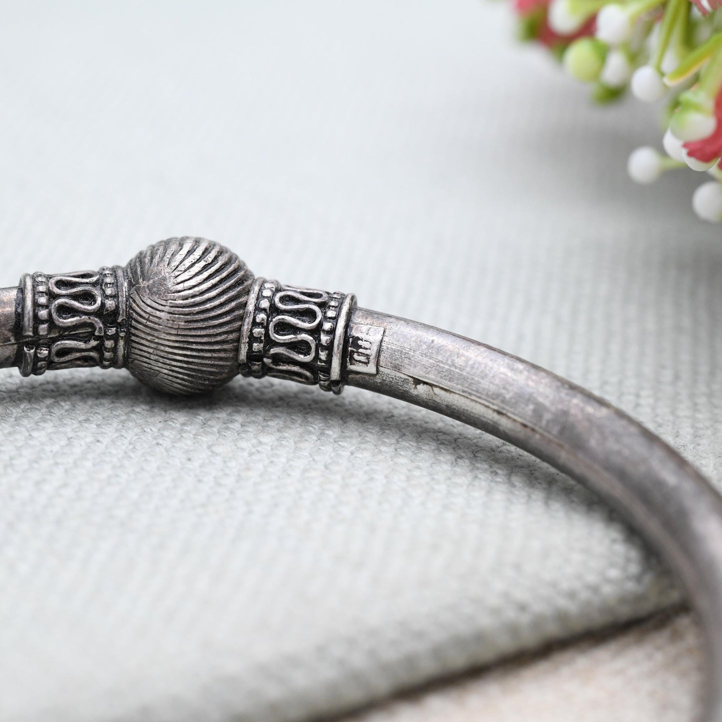 Vintage 800 Silver Kada Bangle Bracelet – Traditional South Asian Solid Silver Design | Indian Statement Jewellery | Unisex Piece