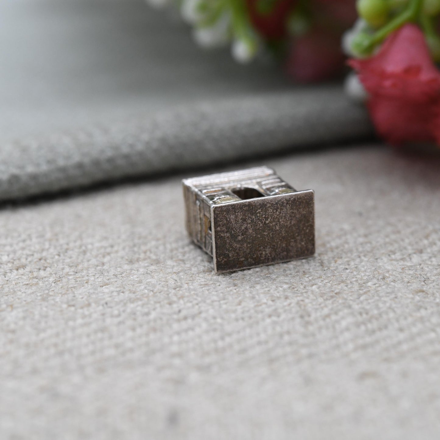 Vintage Sterling Silver Arc de Triomphe Monument Charm Pendant - Paris France Gift | French Travel Charm | Souvenir Gift for Charm Bracelet