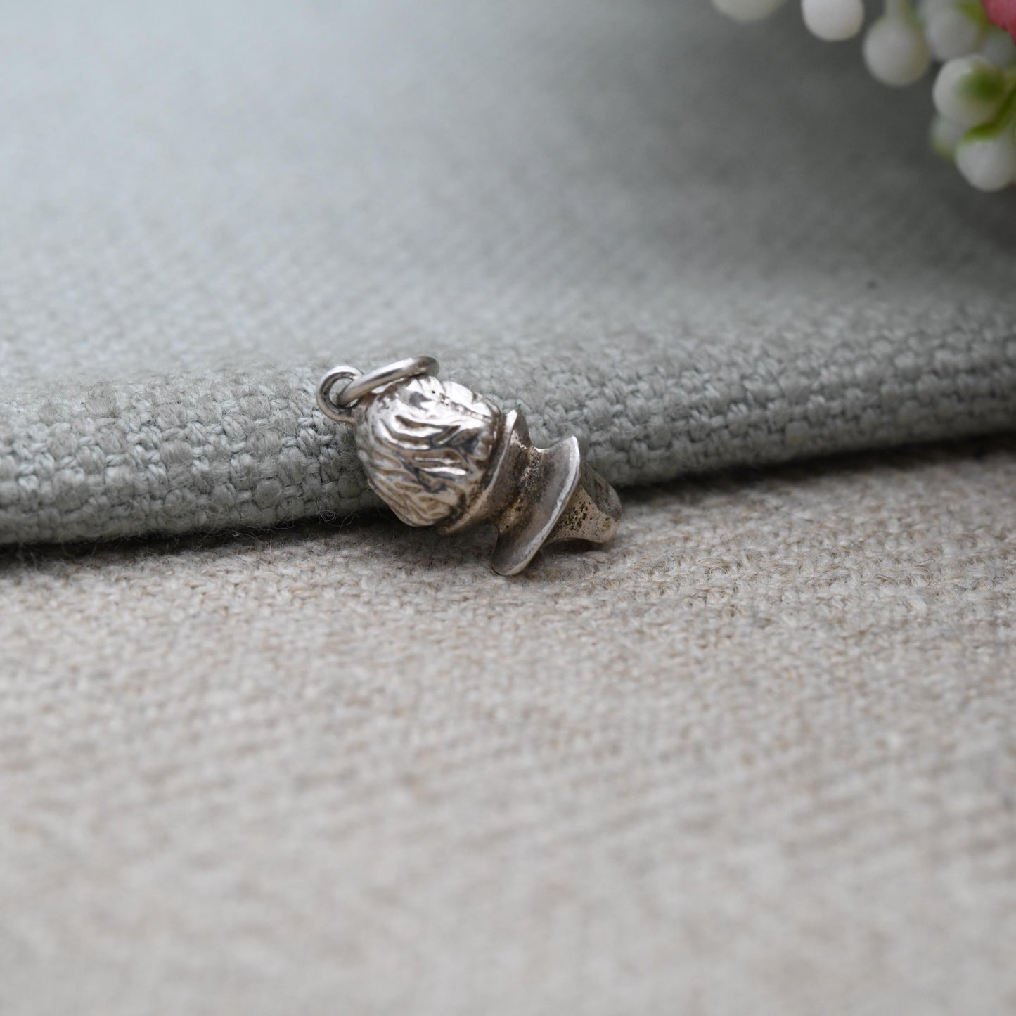 Vintage Sterling Silver Shakespeare Head Charm Pendant - Tudor Bust | Stratford-Upon-Avon | Souvenir Gift for Charm Bracelet