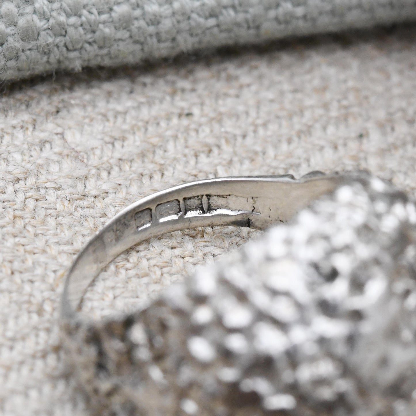 Vintage Sterling Silver Textured Boule Ring 1975 - Mid-Century Style Round Ball Shape | UK Size - K | US Size - 5 1/4