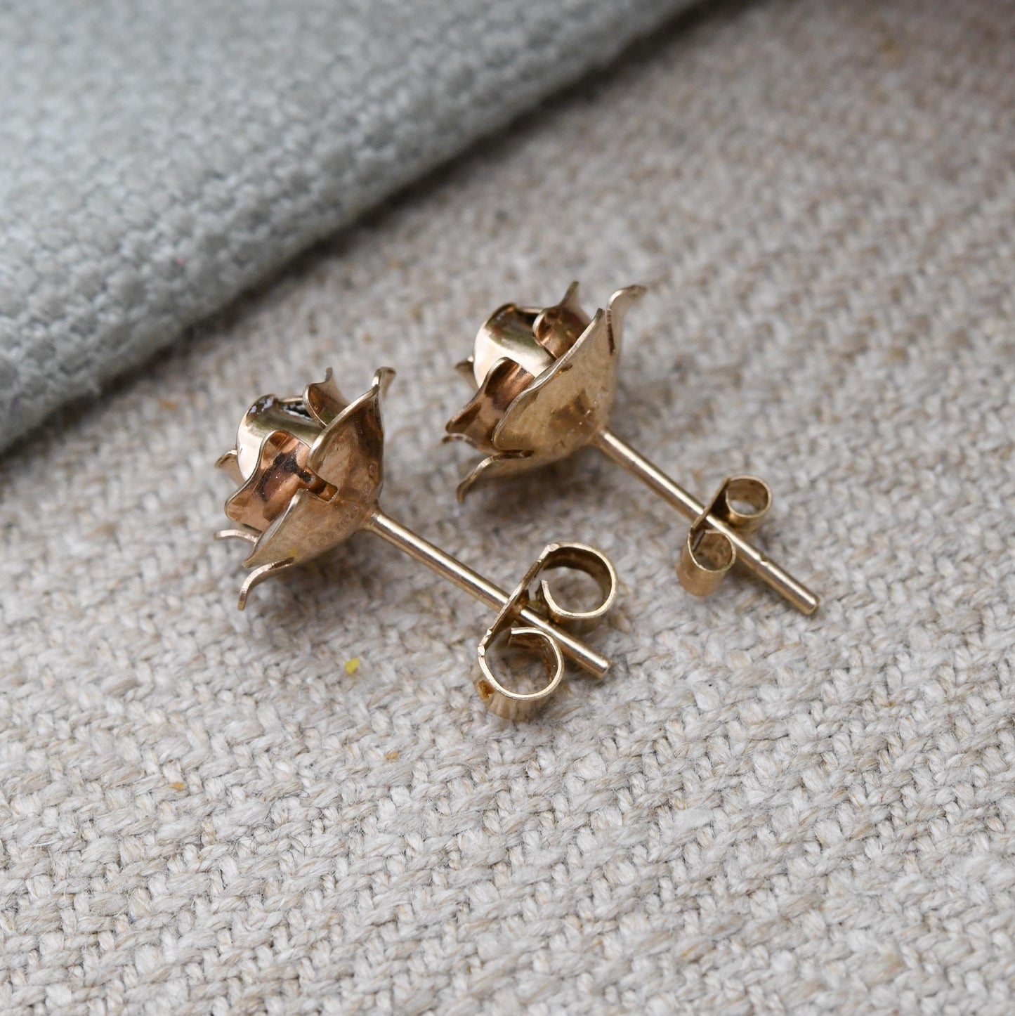 Vintage 9ct Gold Flower Stud Earrings 1977 - Statement Rose Shape Solitaire Floral Studs with Butterfly Backs | Gift for Her