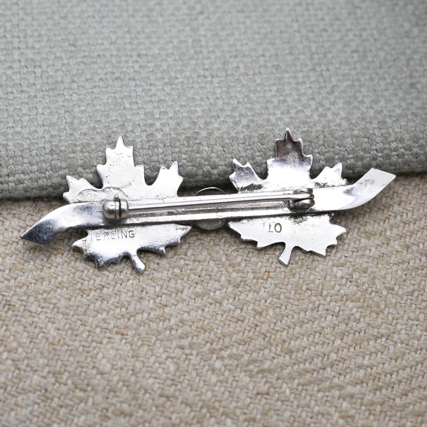Vintage Sterling Silver Canada Maple Leaf Brooch - Silver Textured Canadian Souvenir