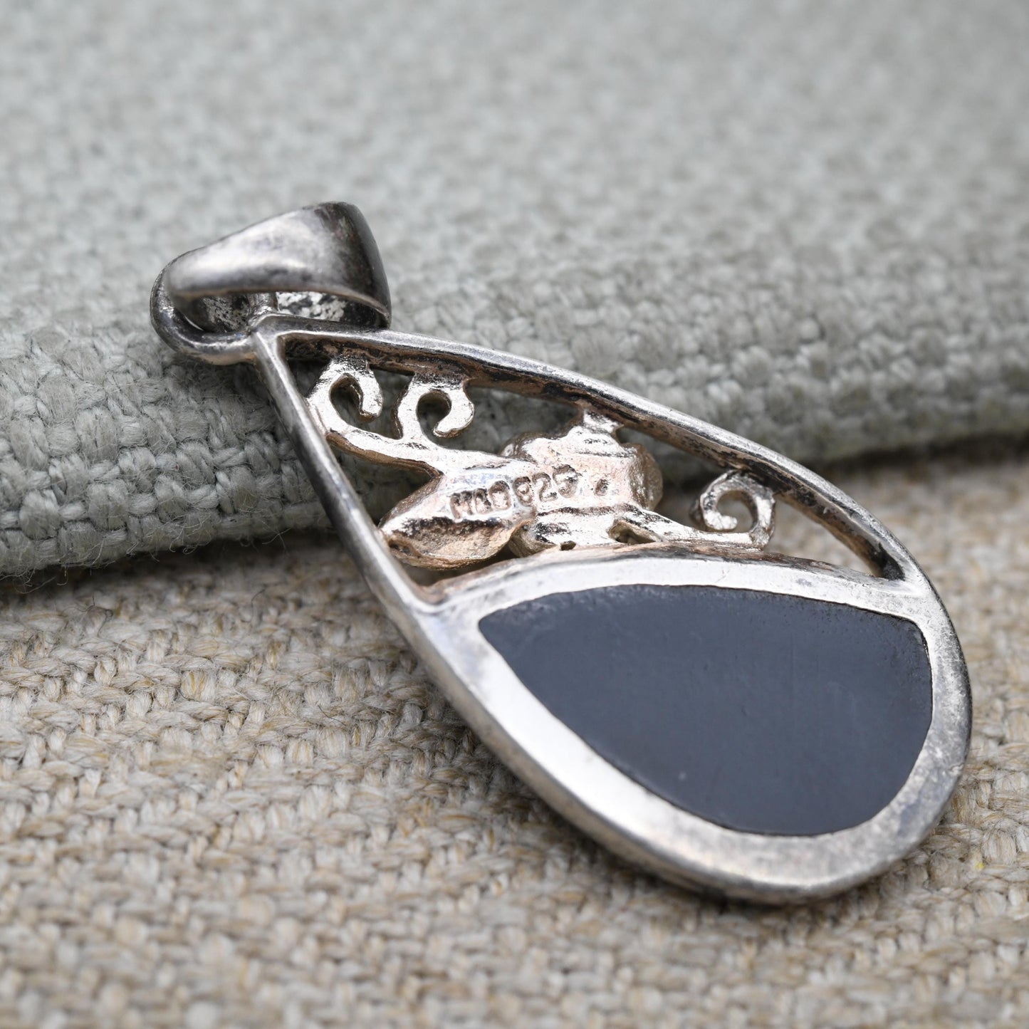 Vintage Sterling Silver Mother of Pearl Tear Drop Pendant - Pretty Silver Gift Necklace with Ornate Little Floral Design