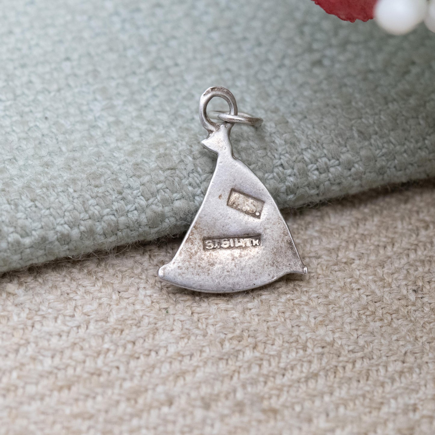 Vintage Silver Sailing Boat Charm Pendant - Cute Little Yacht | Ship | Gift for Charm Bracelet