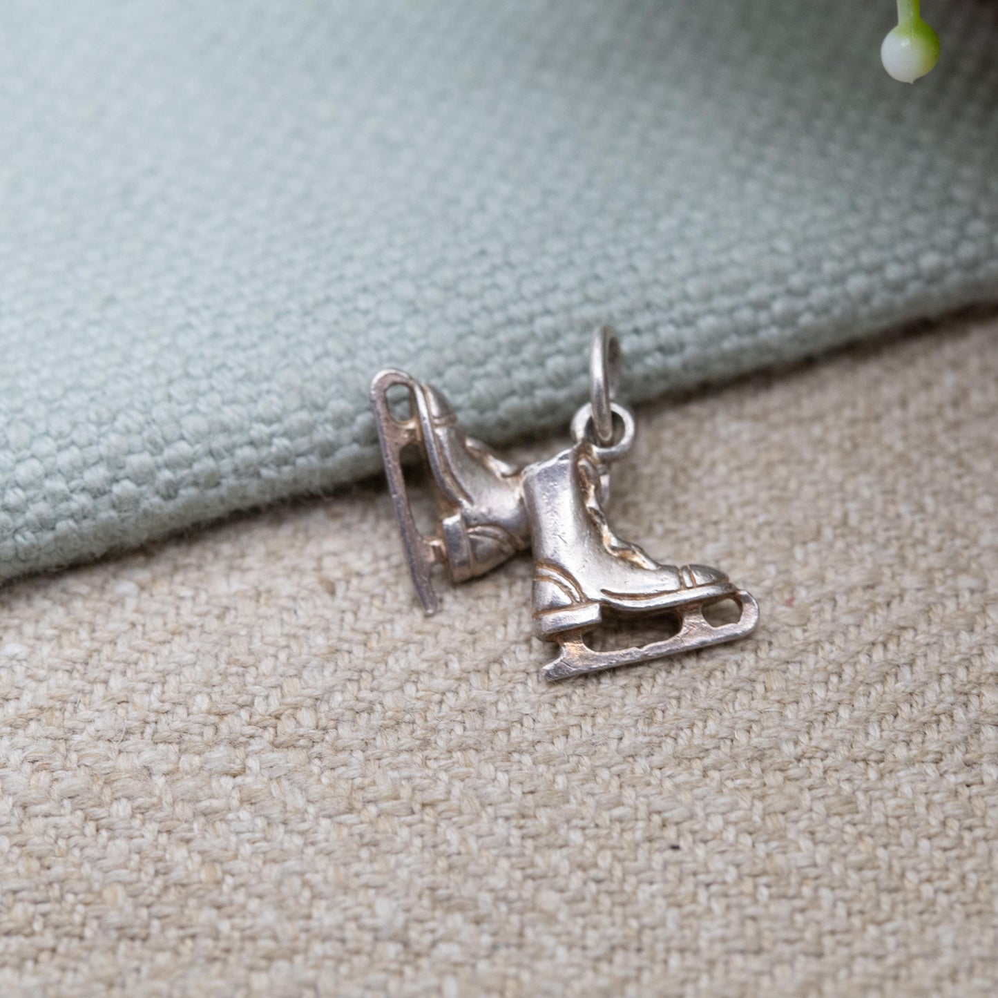 Vintage Sterling Silver Ice Skates Charm Pendant - Ice Skating | Winter Sports | Gift for Charm Bracelet