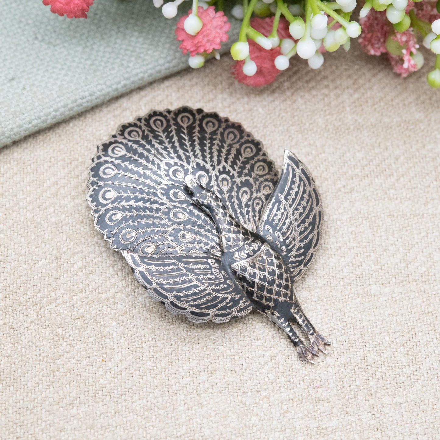 Vintage Sterling Silver Siam Hinged Peacock Brooch with Black Niello Feathers
