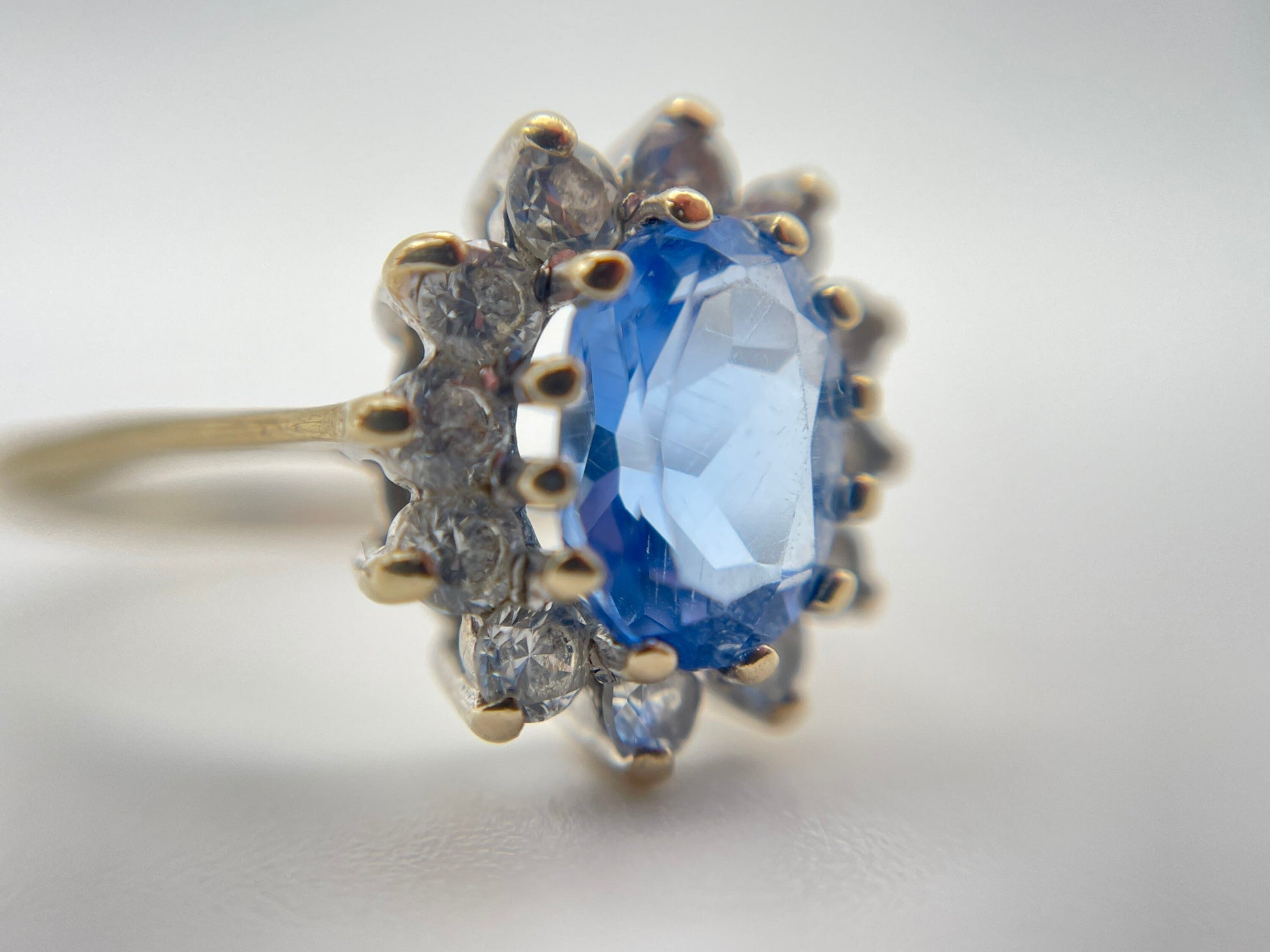 Vintage 9ct Gold, Blue and White CZ Halo Ring - Engagement / 375 / 9k / Cluster / UK Size - M / US Size - 6 1/4