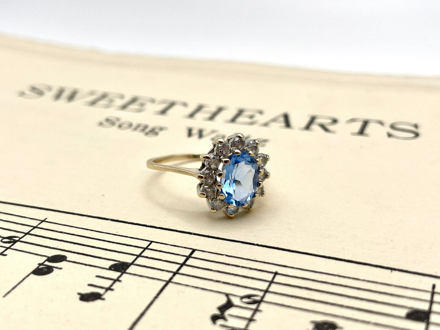 Vintage 9ct Gold, Blue and White CZ Halo Ring - Engagement / 375 / 9k / Cluster / UK Size - M / US Size - 6 1/4