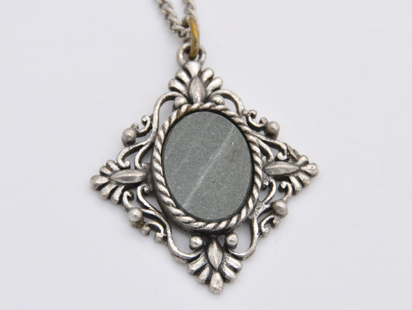 Vintage Celtic Silver Tone and Green Stone Pendant - Celtic / Scottish Agate / Necklace / Gothic / Detailed / Costume Jewellery