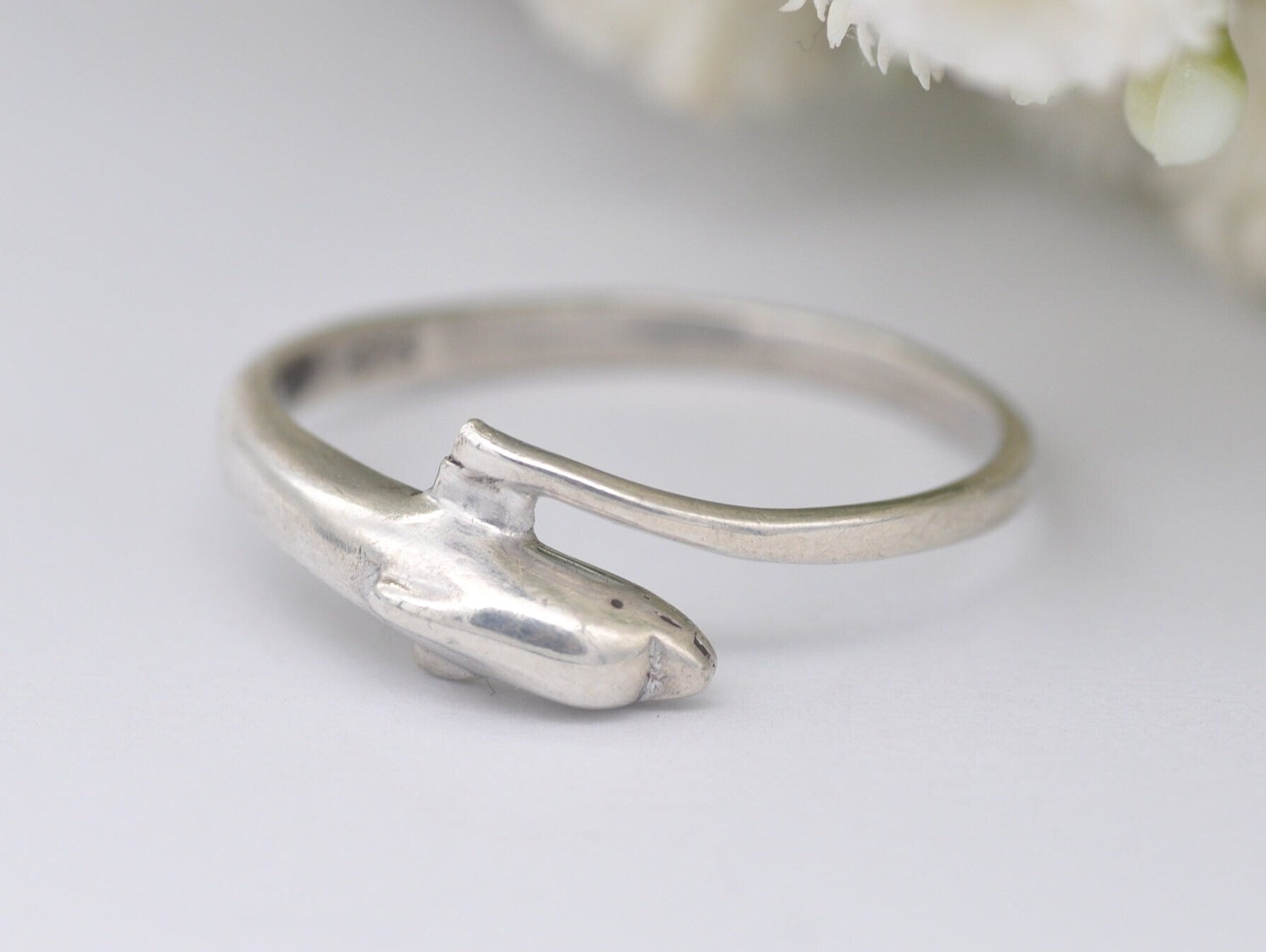 Sterling Silver Dolphin Ring - Animal / Sea / Nature / Hippie / Boho / Gift / UK Size - Q 1/2 / US Size - 8 1/4