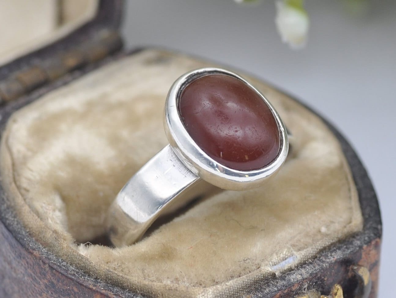 Vintage Sterling Silver & Carnelian Ring - Oval / Modernist Ring / Mid-Century / 70s / 1976 / 925 / Cabochon / UK Size - J 1/2 / US Size - 5