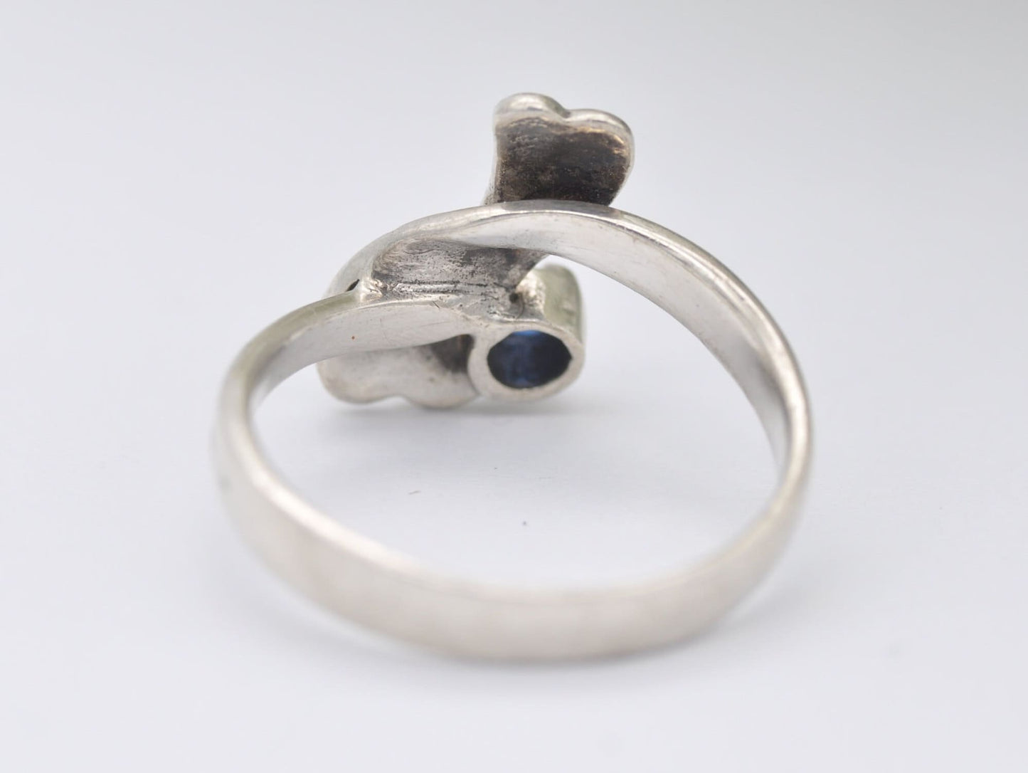 Vintage Sterling Silver and Blue Stone Bow Ring - Statement / Delicate / Detailed / Flowing / Gift / UK Size - P / US Size - 7 3/4