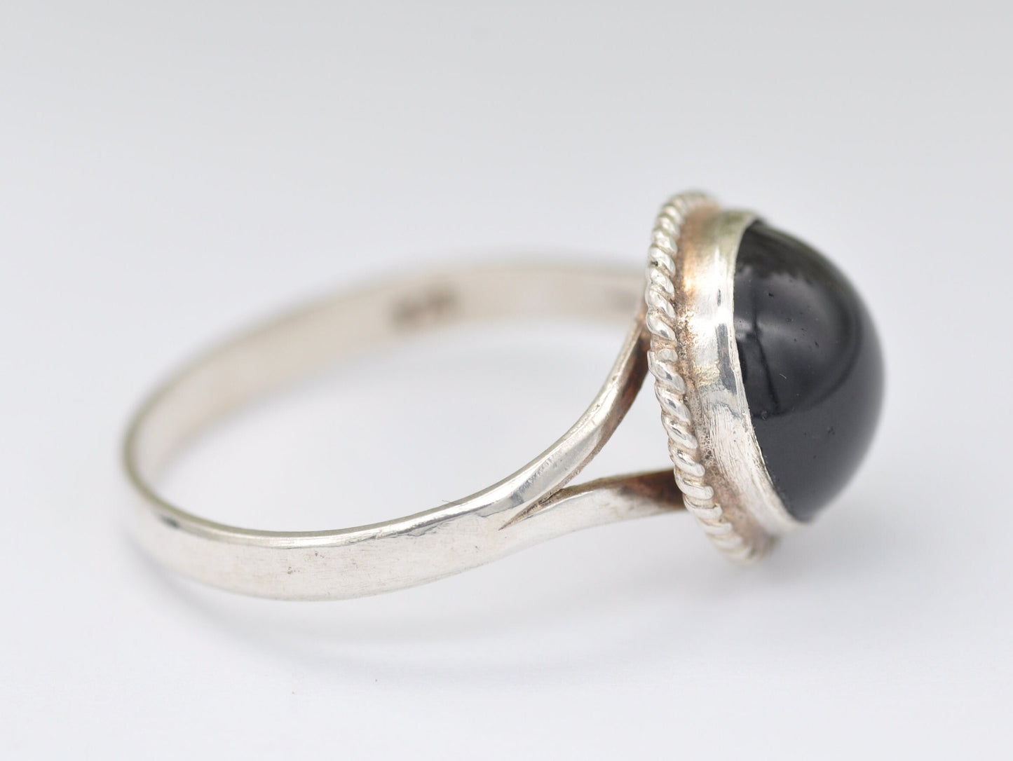 Vintage Sterling Silver and Onyx Solitaire Ring - Statement / Circle / Rope / Detailed / Black / Gift / 925 / UK Size - N 1/2 / US Size - 7