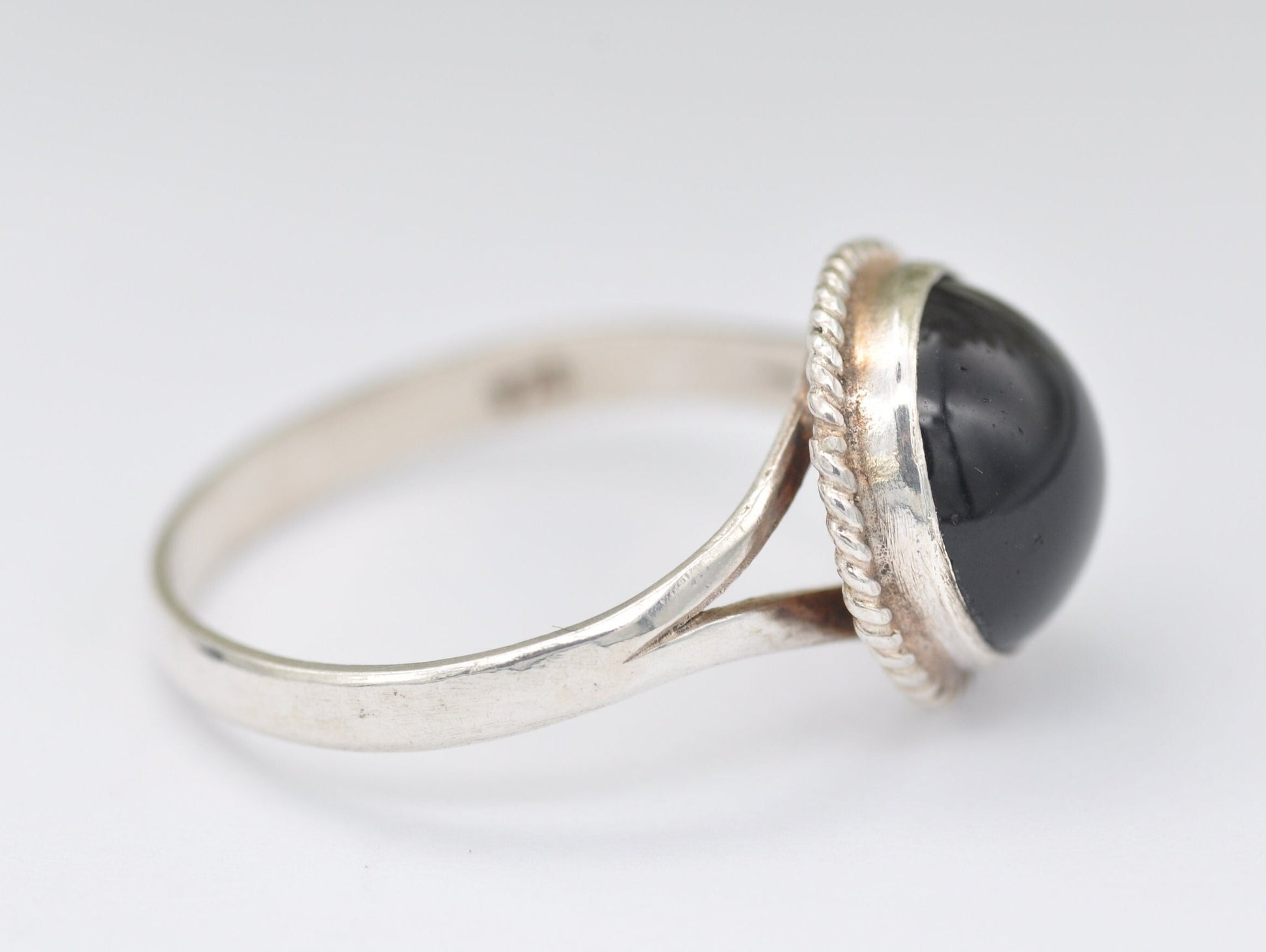 Vintage Sterling Silver and Onyx Solitaire Ring - Statement / Circle / Rope / Detailed / Black / Gift / 925 / UK Size - N 1/2 / US Size - 7