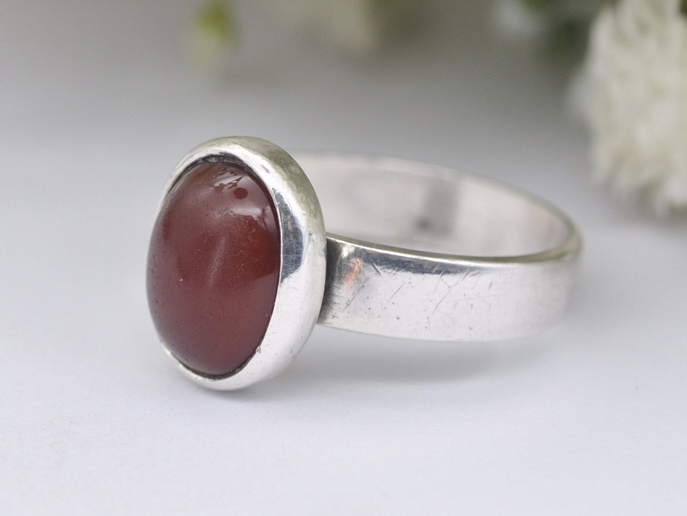 Vintage Sterling Silver & Carnelian Ring - Oval / Modernist Ring / Mid-Century / 70s / 1976 / 925 / Cabochon / UK Size - J 1/2 / US Size - 5