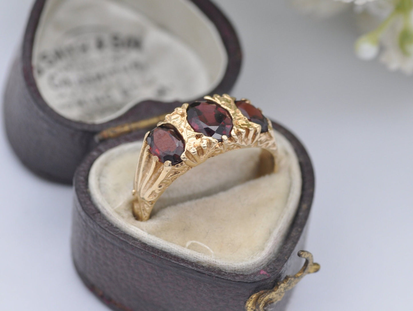 Vintage 9ct Gold and Garnet 3 Stone Statement Ring - 9K | Cocktail | Dress | Red Stone | Victorian Style | UK Size - O / US Size - 7 1/4