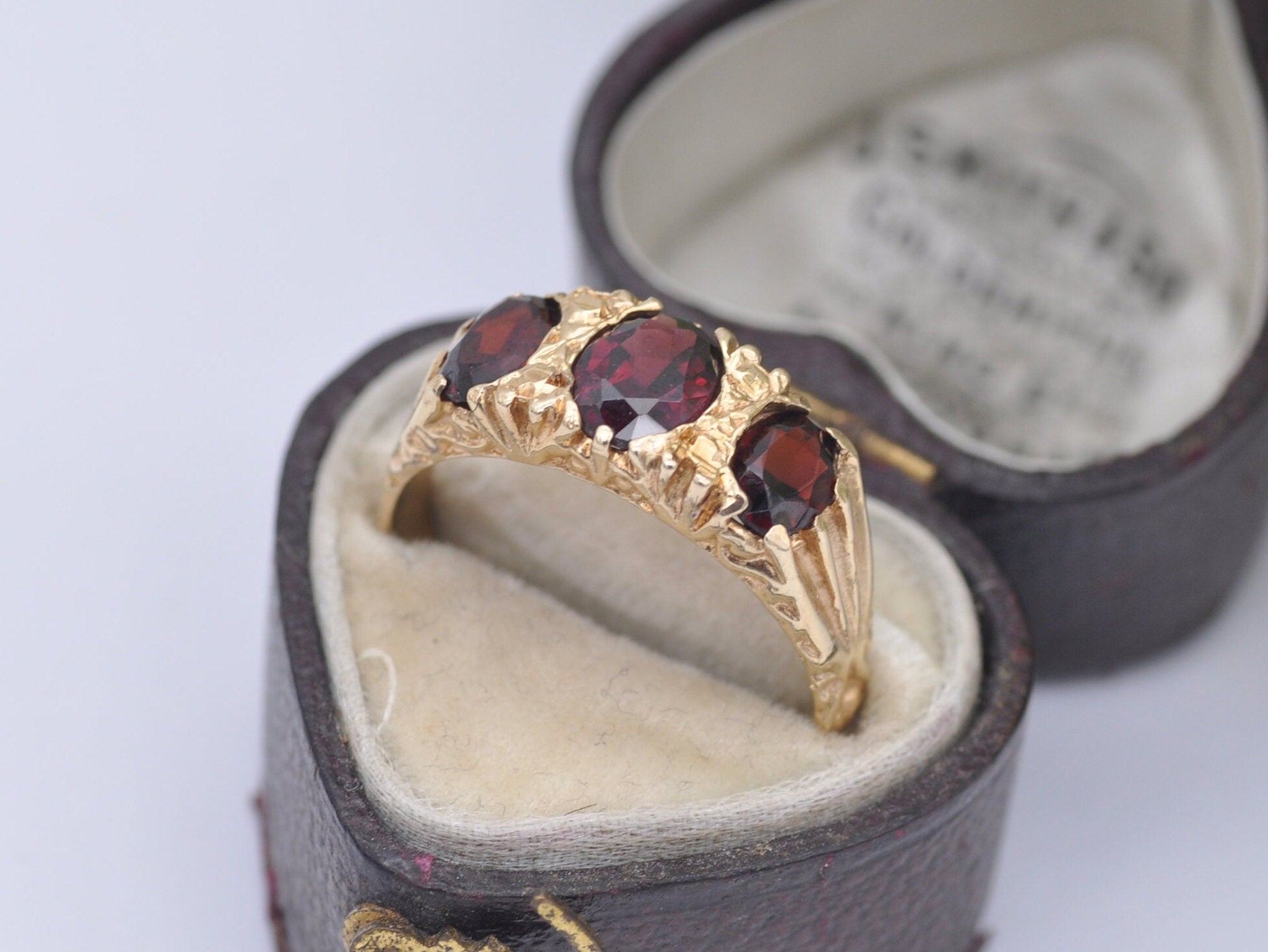 Vintage 9ct Gold and Garnet 3 Stone Statement Ring - 9K | Cocktail | Dress | Red Stone | Victorian Style | UK Size - O / US Size - 7 1/4