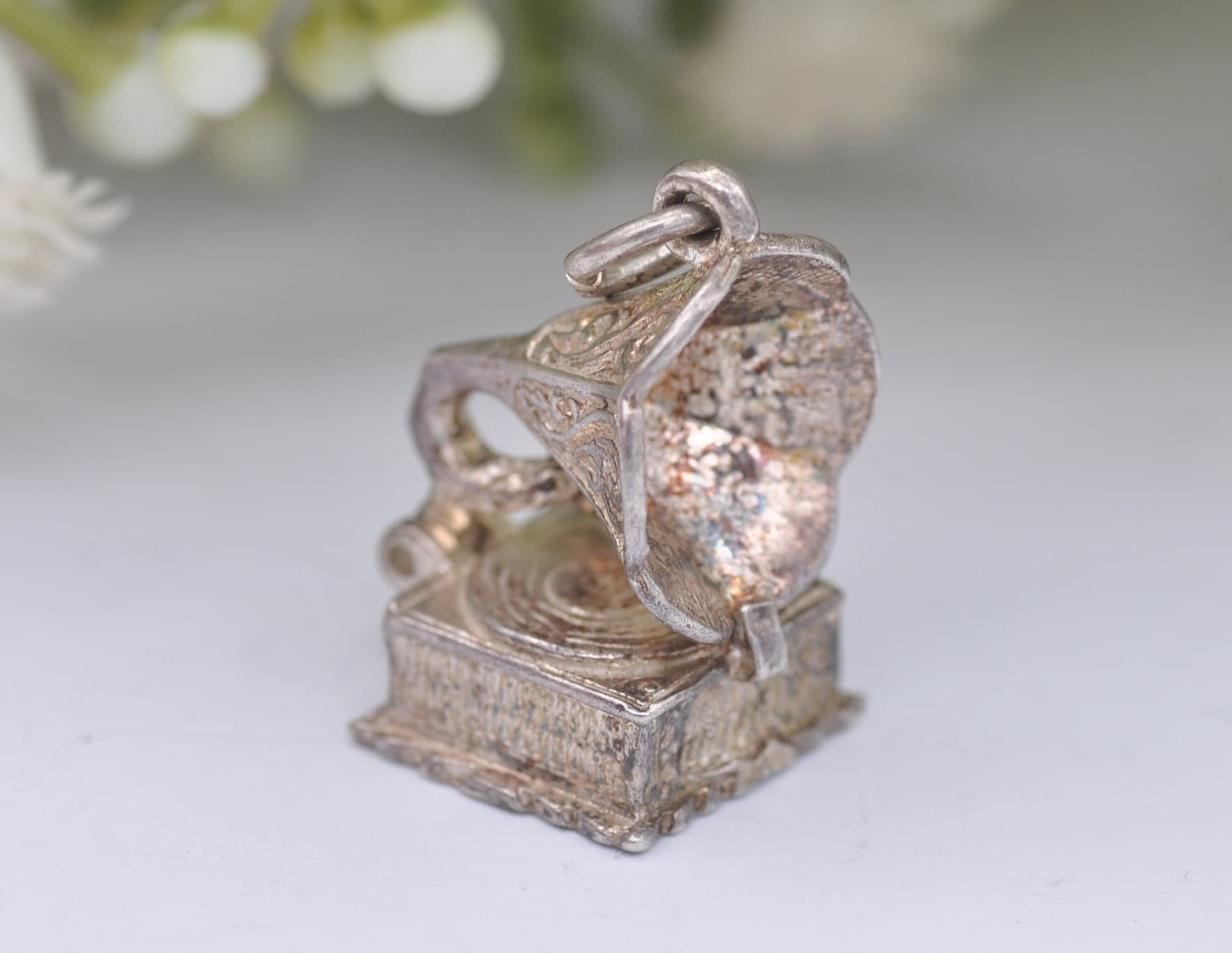 Vintage Sterling Silver Gramophone Charm / Pendant - Music / Record Player / Vinyl / Charm Bracelet