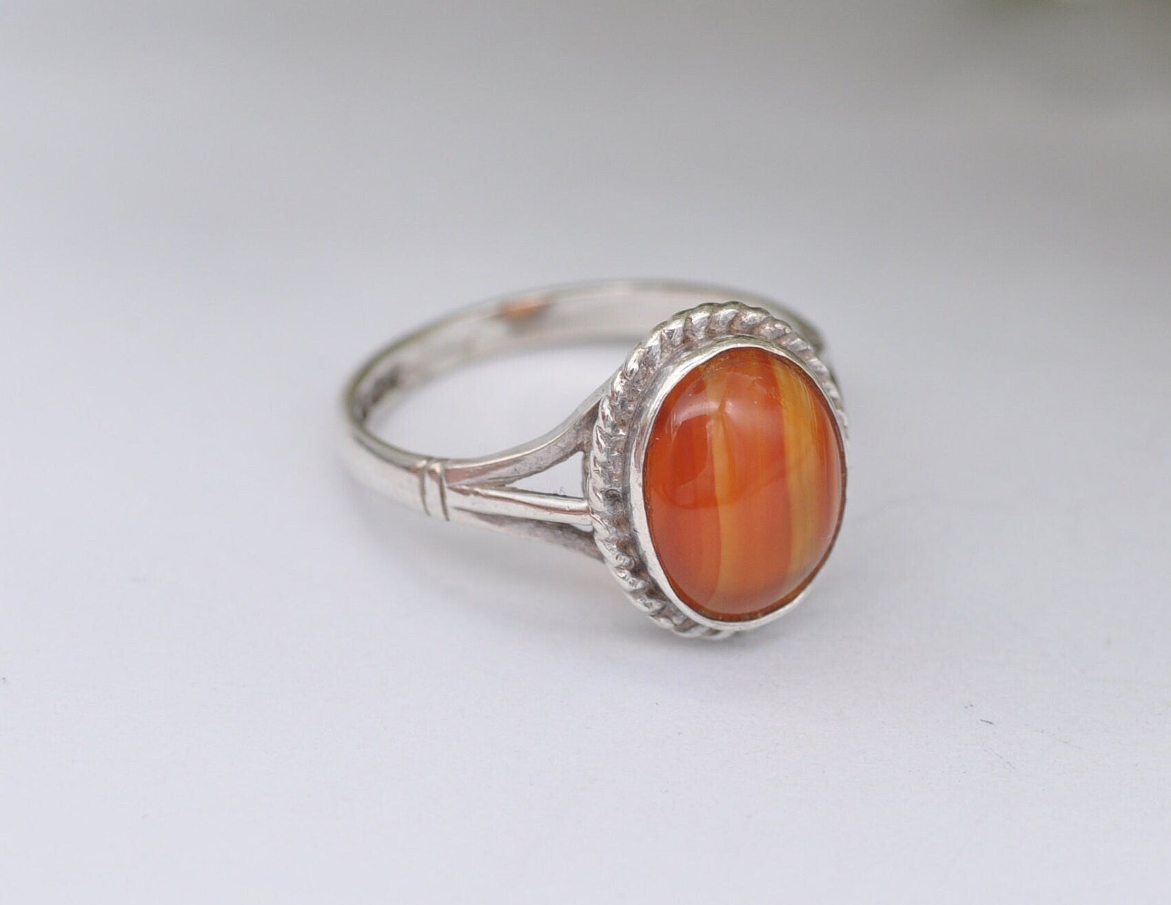 Vintage Sterling Silver and Carnelian Solitaire Ring - Statement / Circle / Rope / Detailed / Agate / Gift / UK Size - M / US Size - 6 1/4