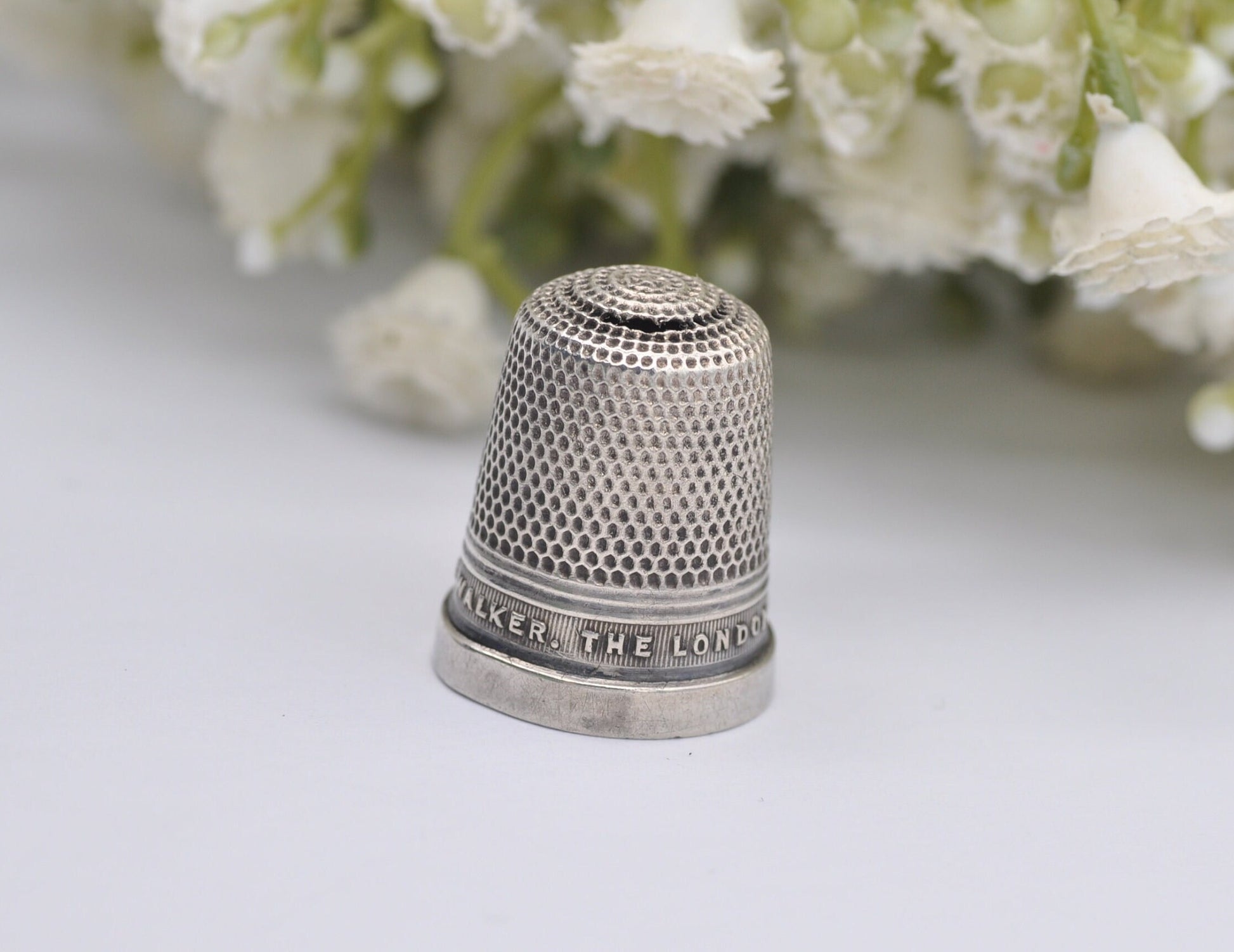 Vintage James Walker Thimble - Birmingham | The London Jeweller | Sterling Silver | 17 | 1928